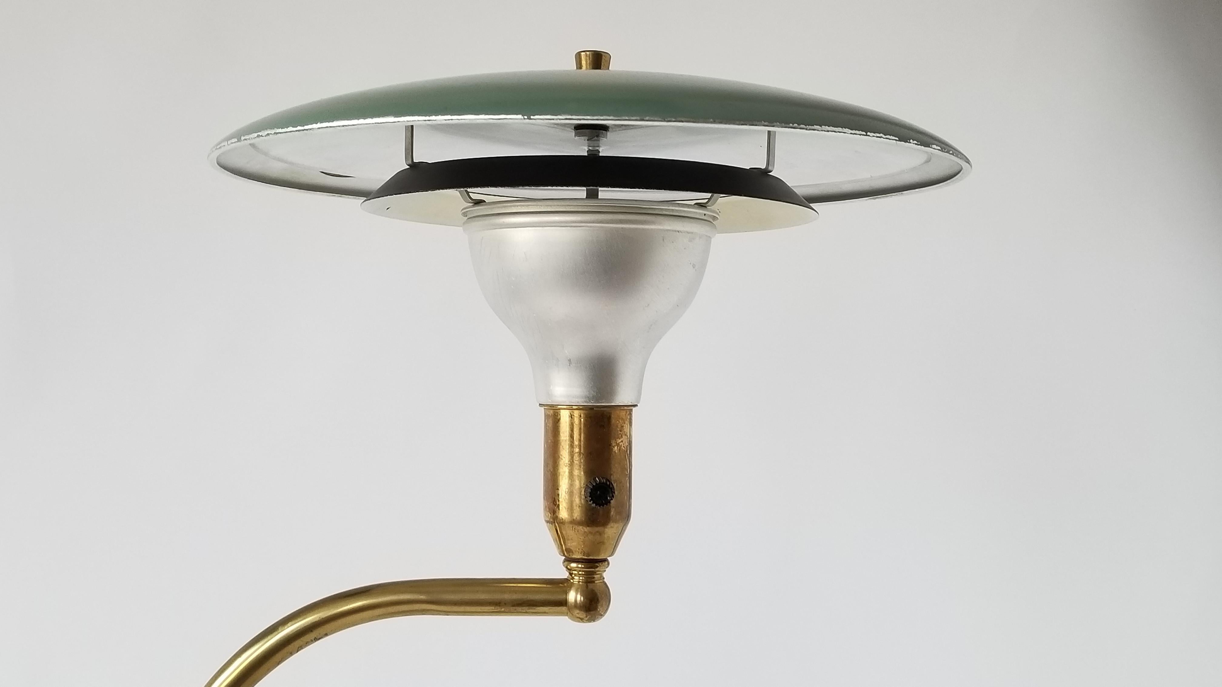 Mid-20th Century 1950s  M.G.Wheeler  Brass and Enameled Aluminium Telescopic  Floor Lamp , USA 