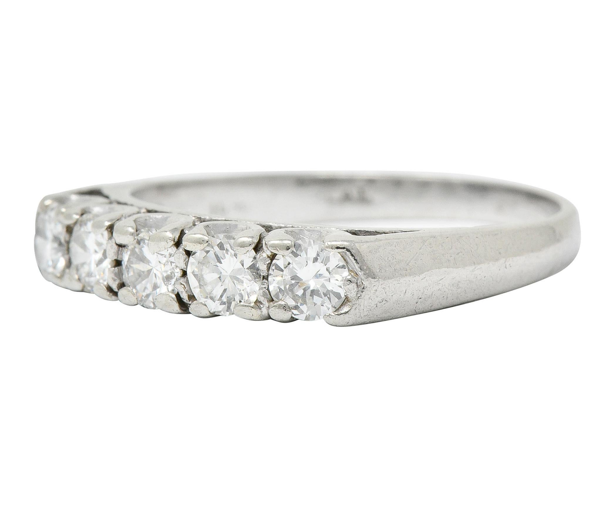 Women's or Men's 1950's Mid-Century 0.75 Carat Diamond Platinum Fishtail Band Ring For Sale