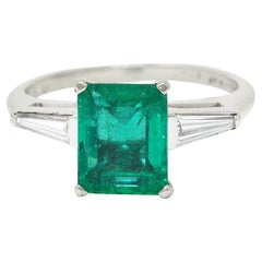 1950's Mid-Century 1.83 Carats Emerald Diamond Platinum Ring