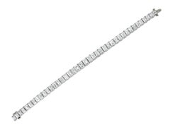 1950's Mid-Century 19.25 Carats Step Cut Diamond Platinum Tennis Line Bracelet
