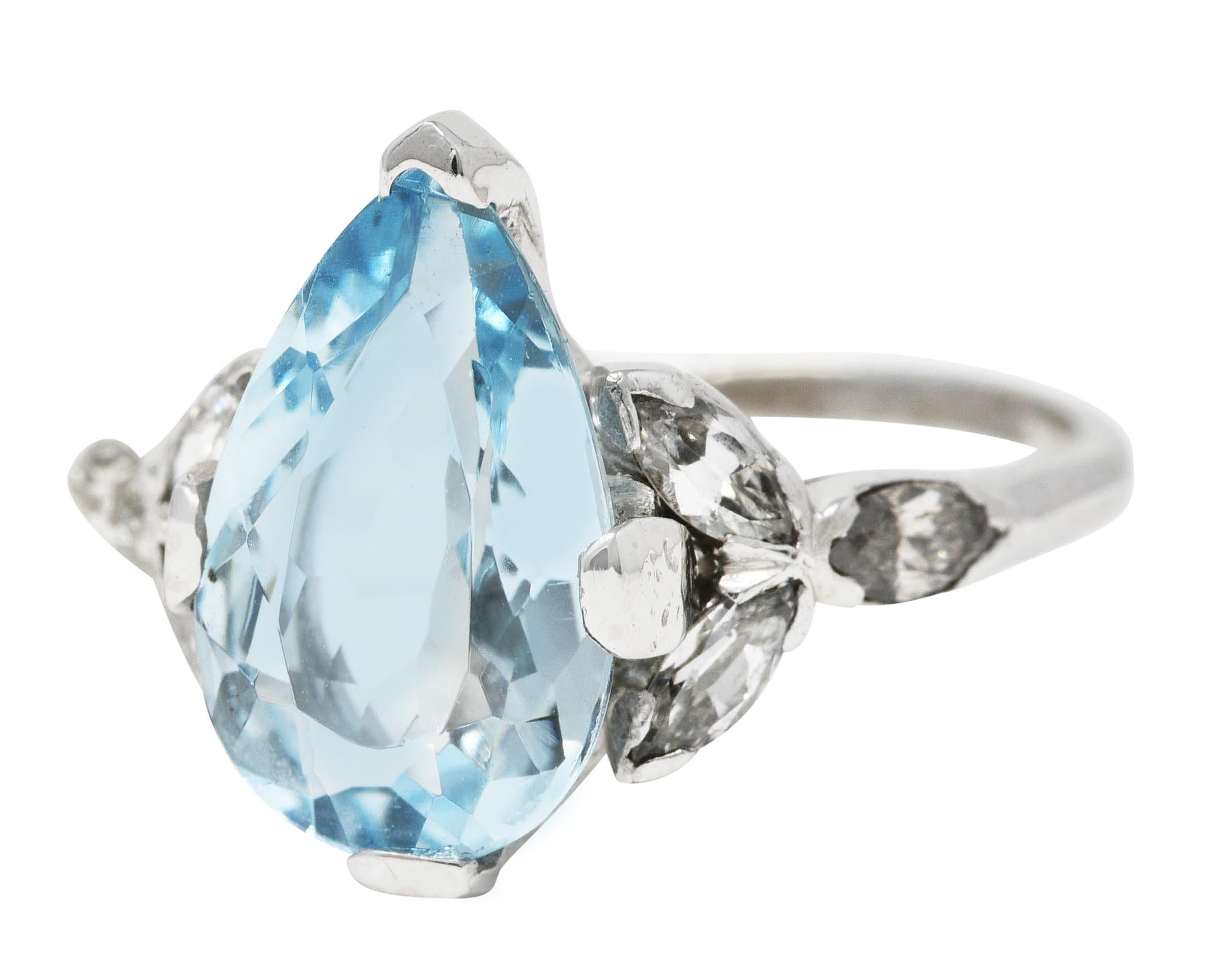 1950's Mid-Century 2.00 Carats Aquamarine Diamond Platinum Vintage Gemstone Ring In Excellent Condition For Sale In Philadelphia, PA