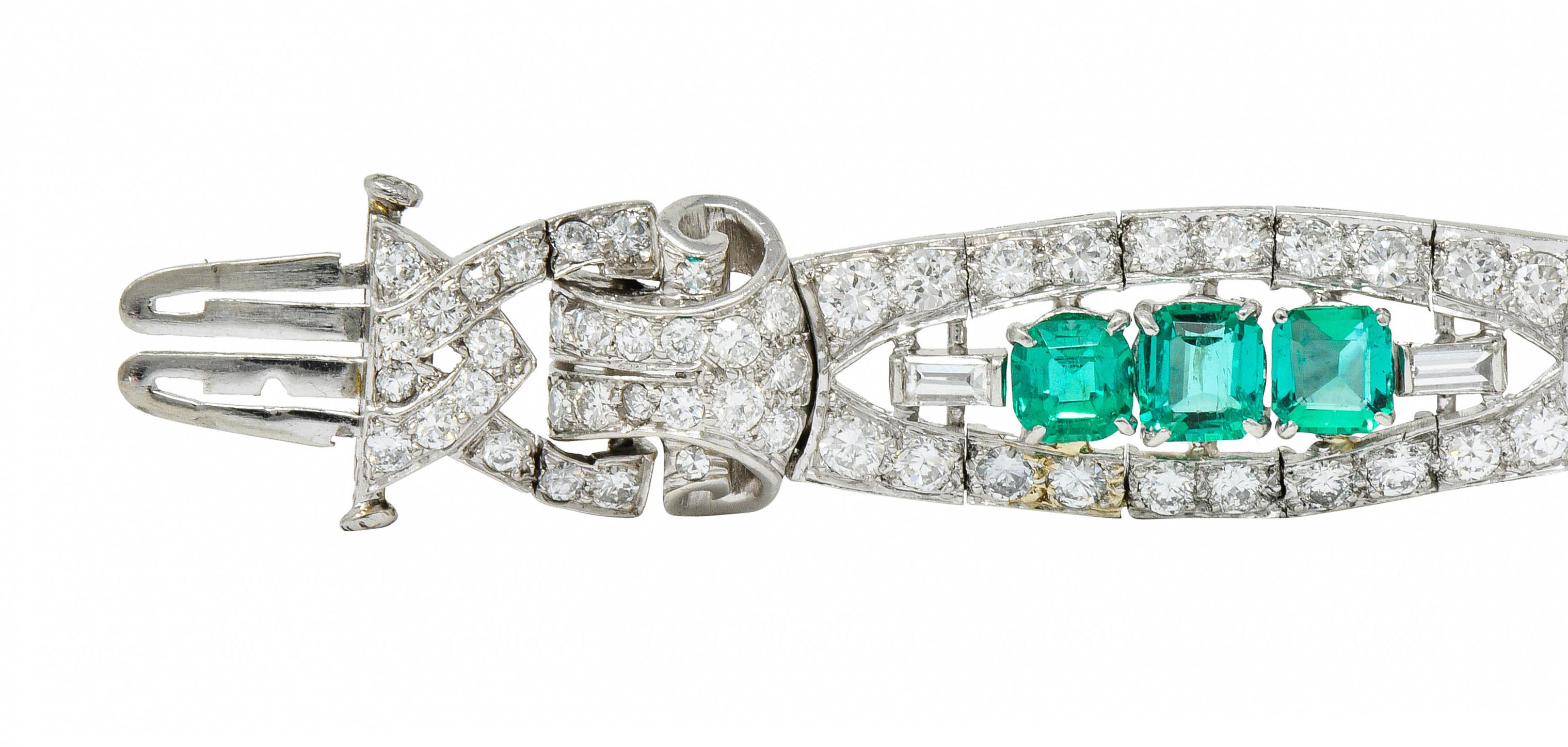 1950s Midcentury 9.55 Carat Emerald Diamond Platinum Scrolled Link Bracelet 1