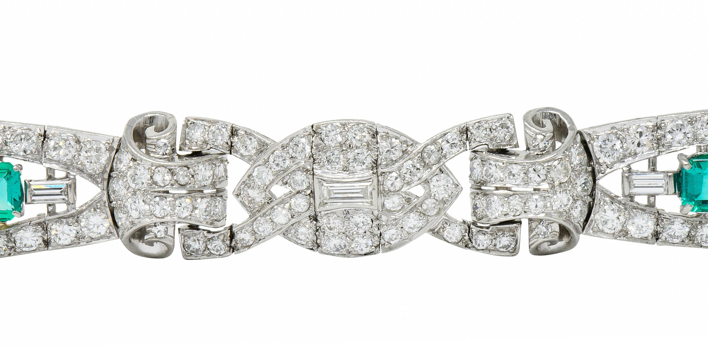1950s Midcentury 9.55 Carat Emerald Diamond Platinum Scrolled Link Bracelet 2