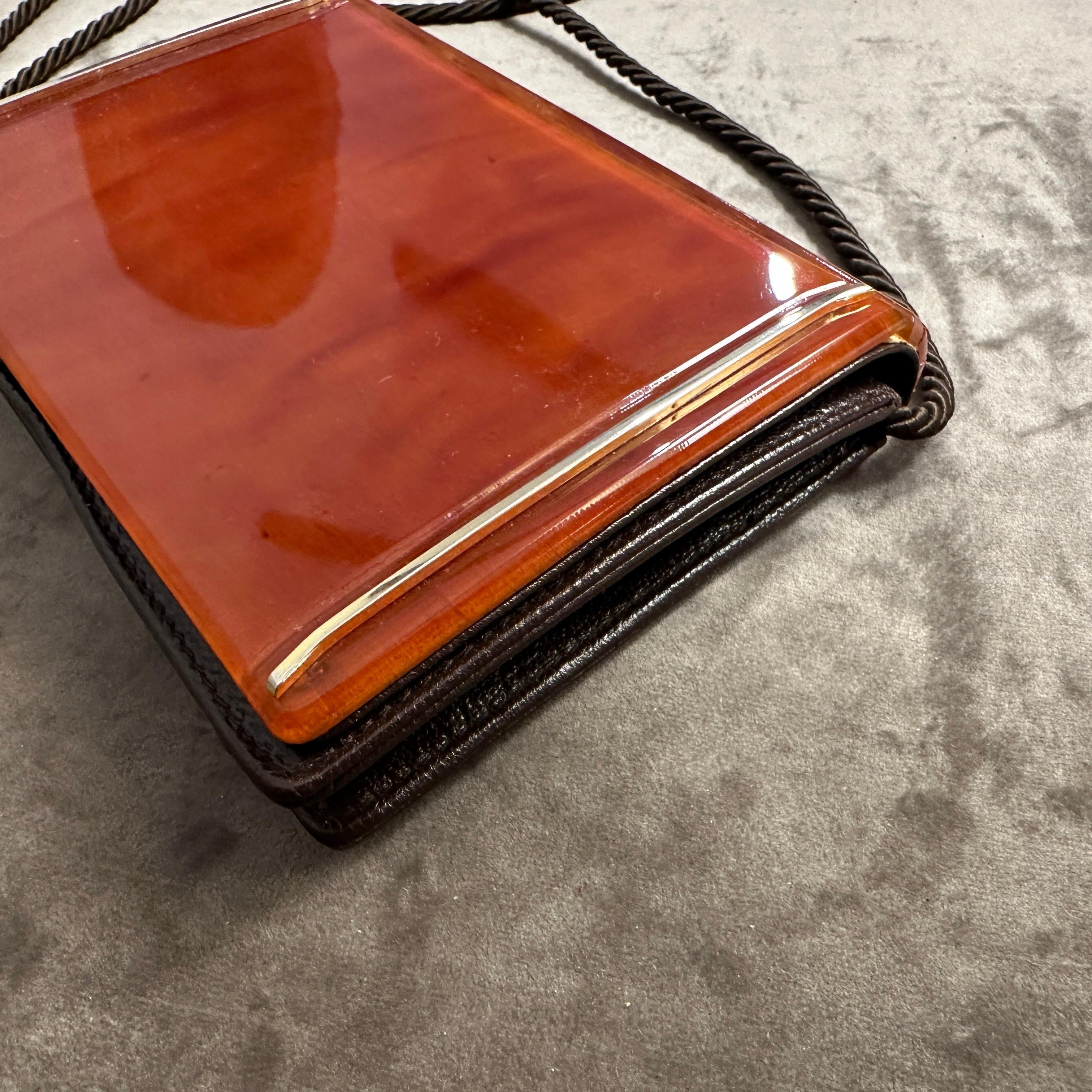 1950s Mid-Century Bakelite and Brass Italian Shoulder Mini Bag For Sale 4