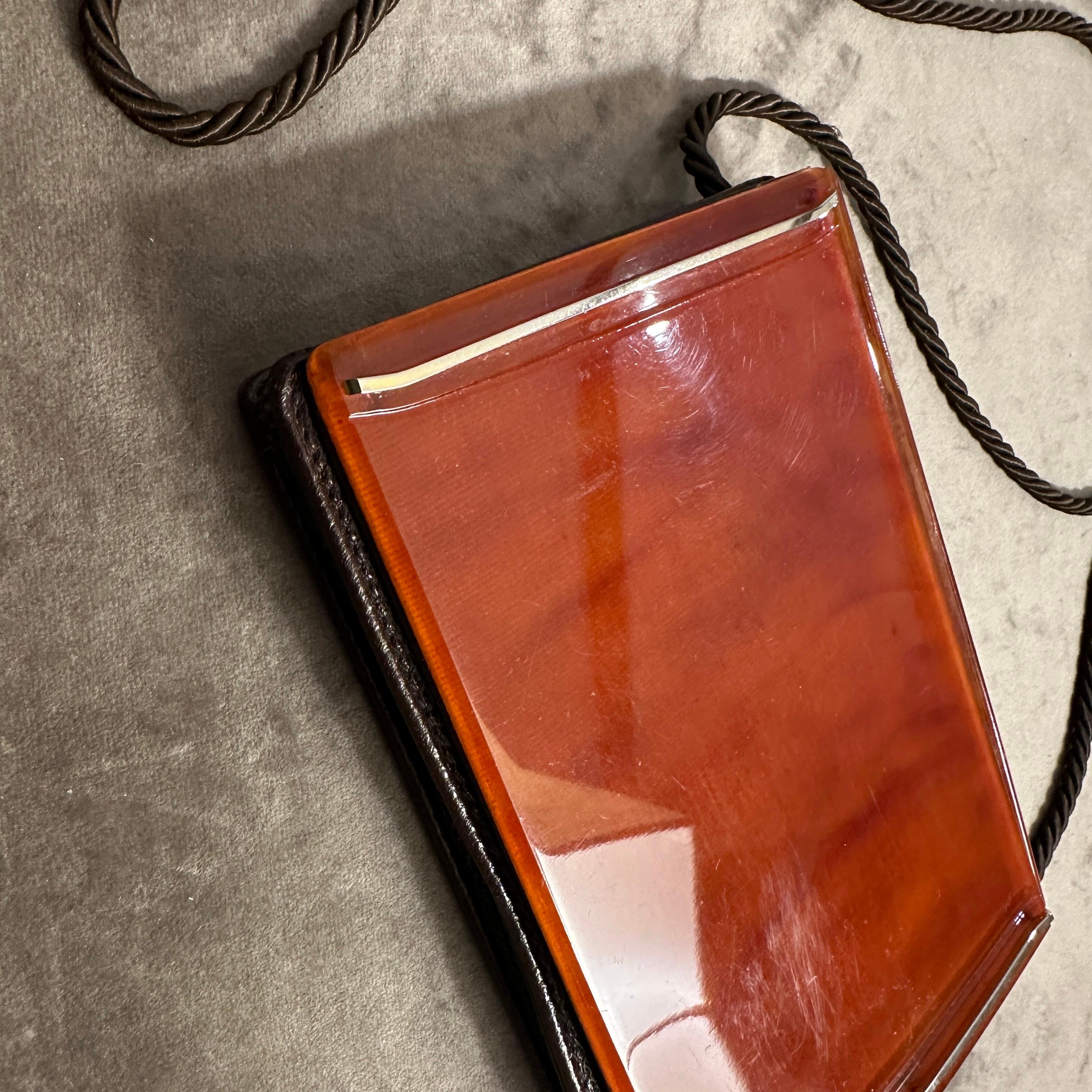 1950s Mid-Century Bakelite and Brass Italian Shoulder Mini Bag For Sale 7