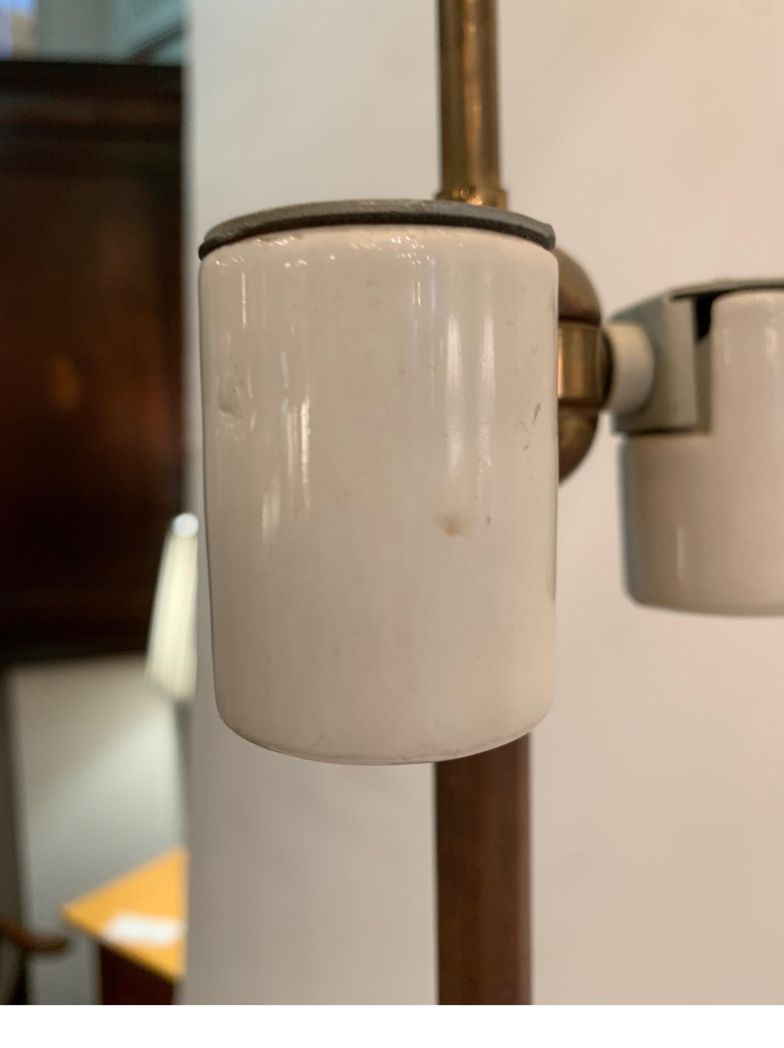 1950s Midcentury Carrara Marble and Brass Table Lamp by Walter Von Nessen 5