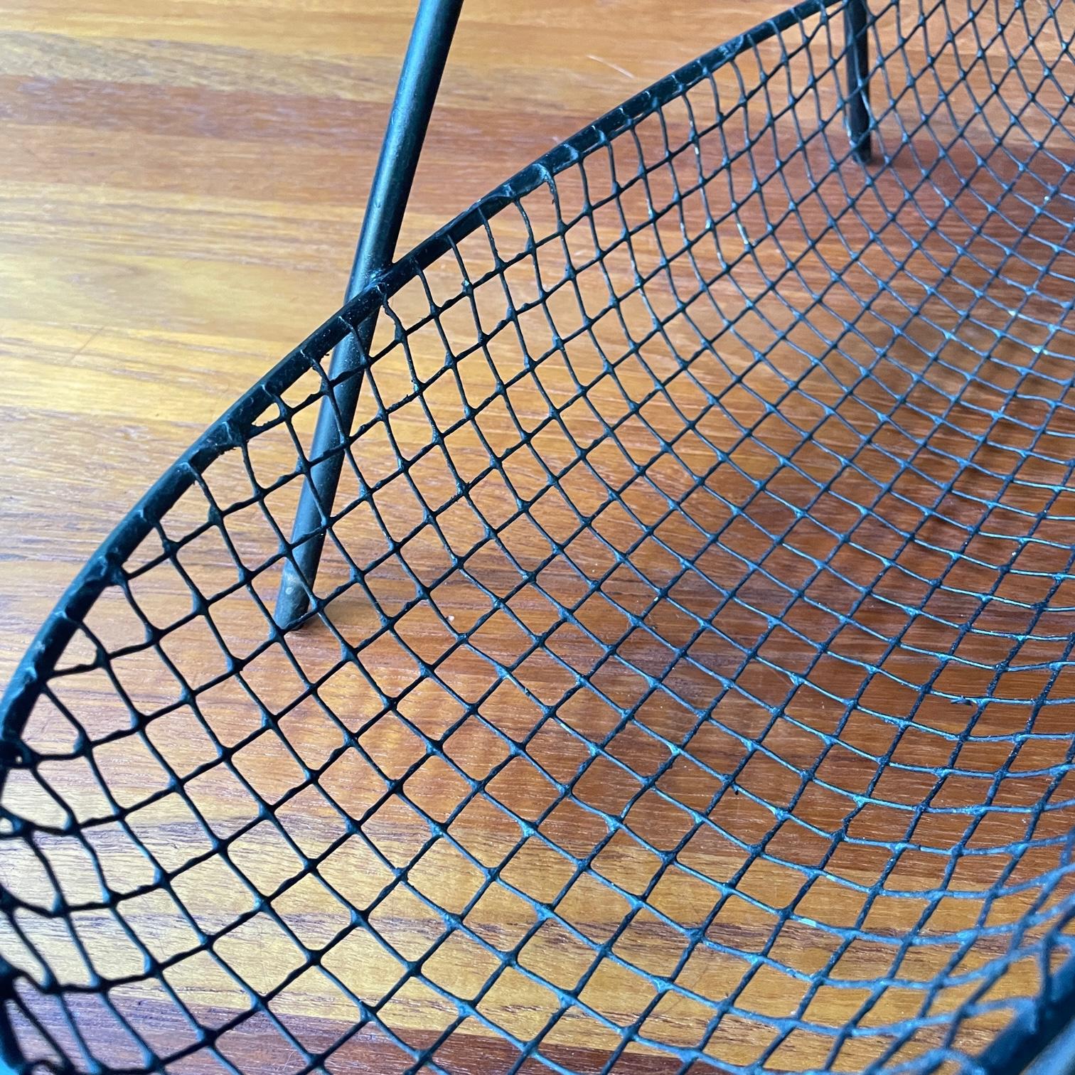 Mid-20th Century Tony Paul for Raymor Fruit Bowl Wire Mesh Centerpiece Basket, 1950s For Sale