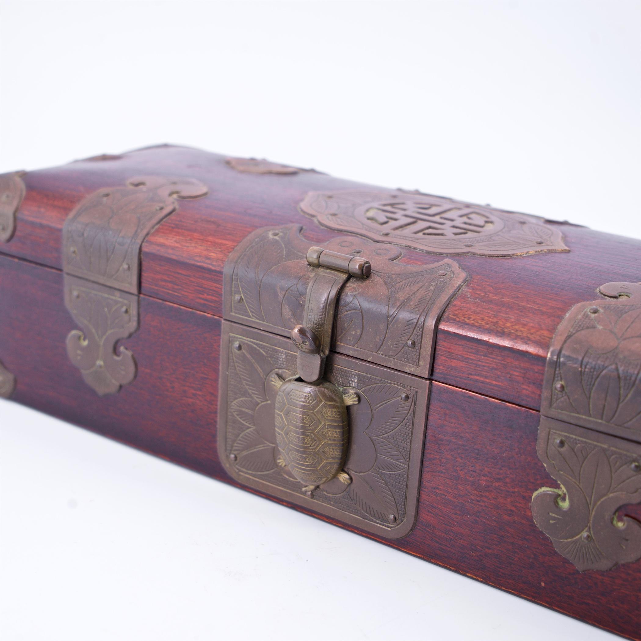 Chinese Export 1950s Mid-Century Chinese Rosewood+Brass Turtle Hinged Jewelry Box Chinoiserie For Sale