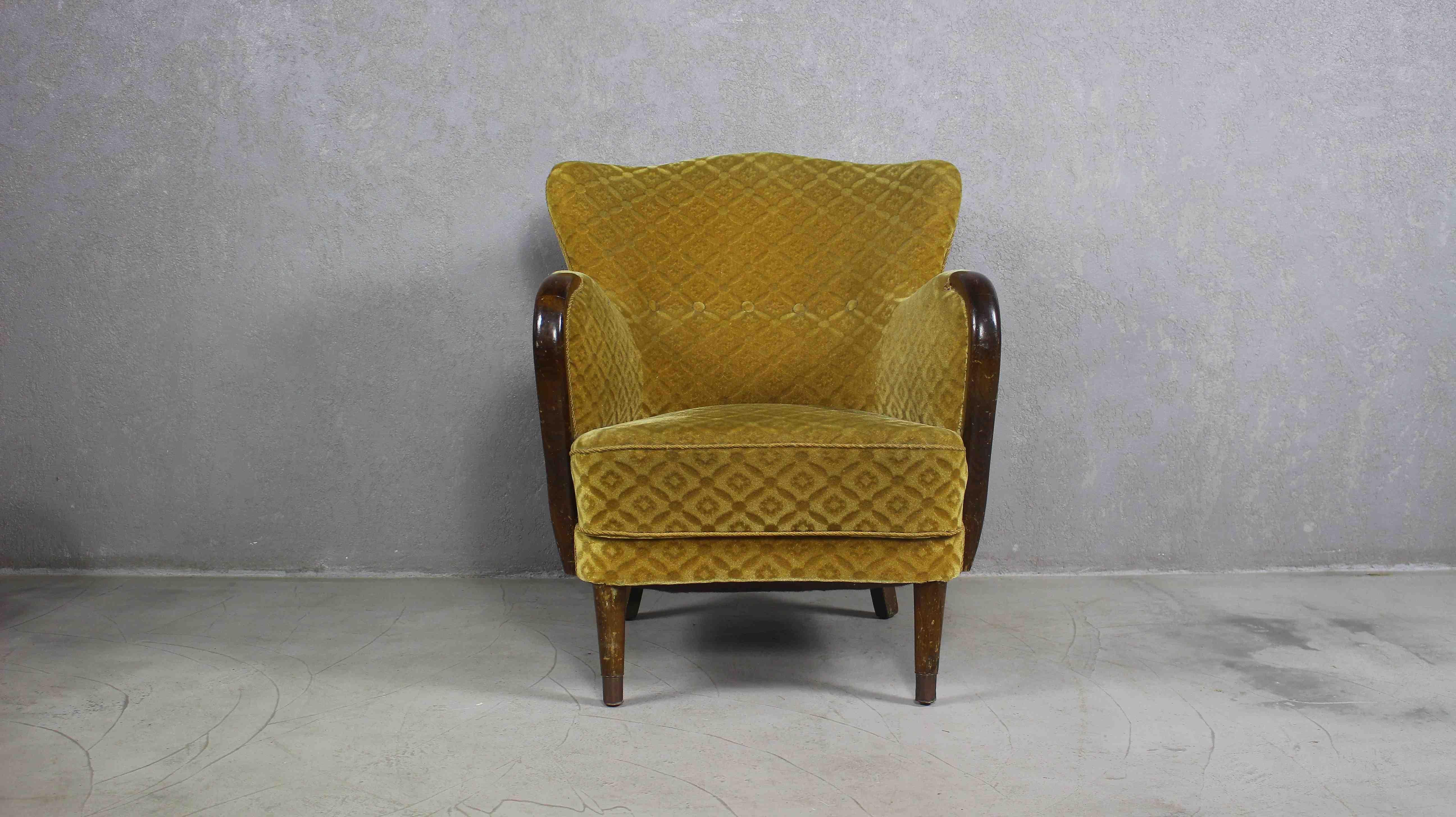 Mid-Century Modern 1950s Mid Century Danish Easy Chair en vente