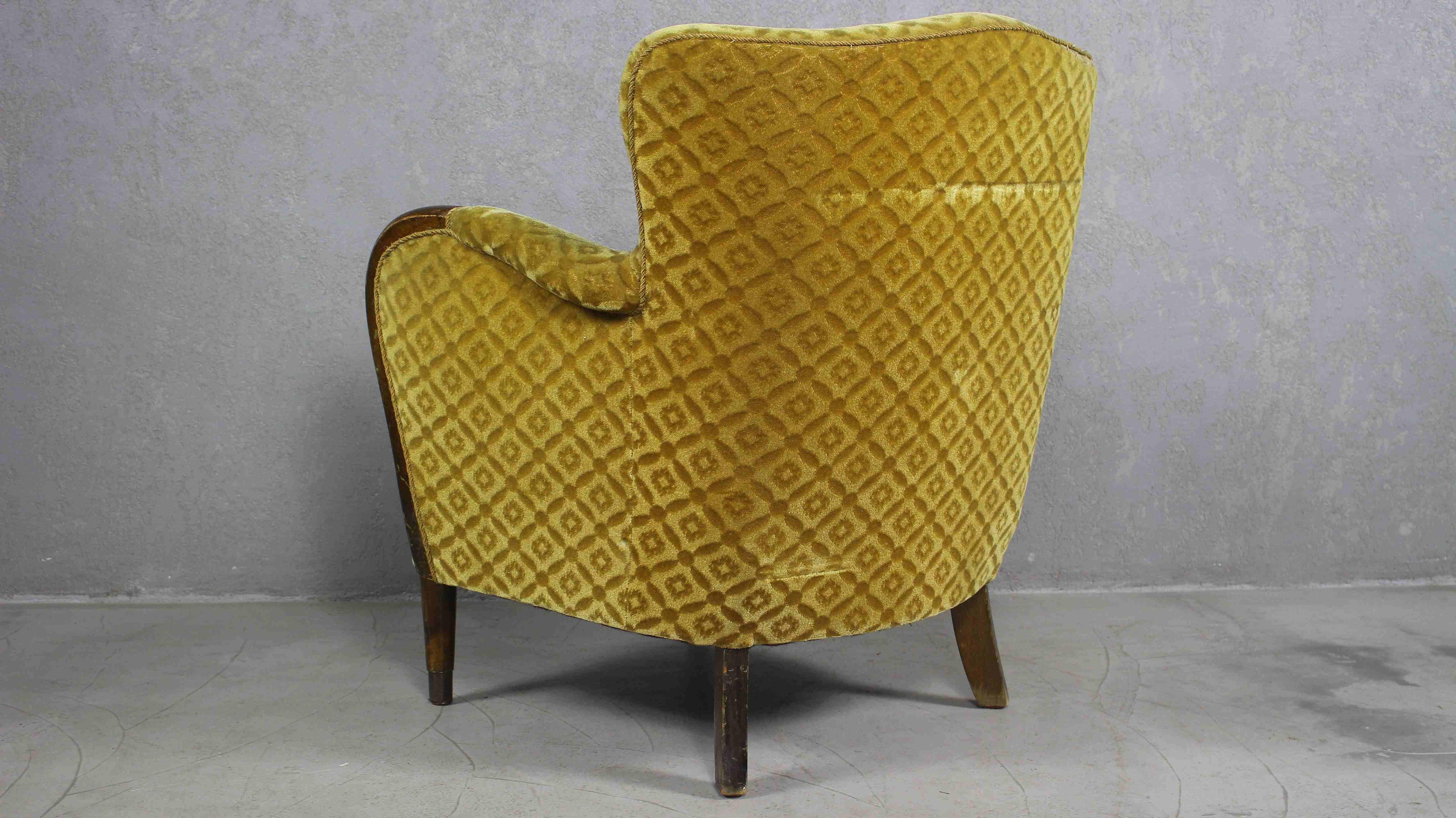 Fabric 1950s Mid Century Danish Easy Chair For Sale