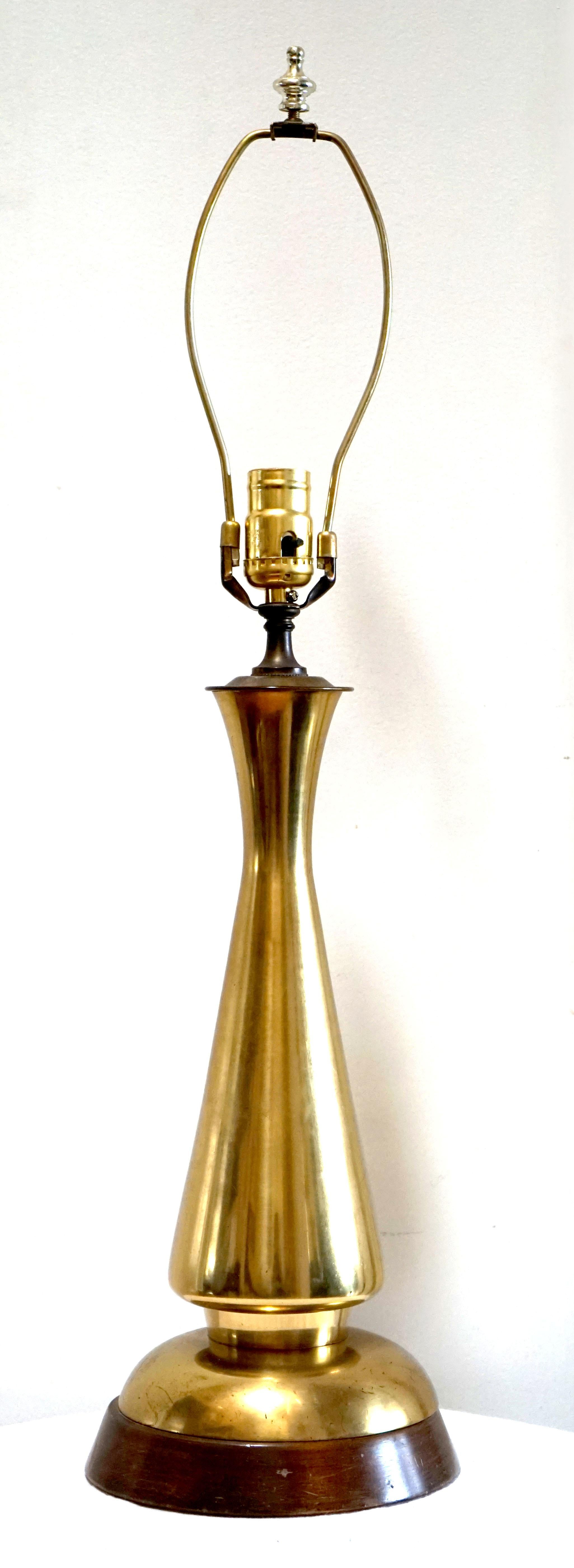 1950s Mid Century Danish Style Brass Sculptural Brass Lamp Wirh Walnut Base For Sale 5