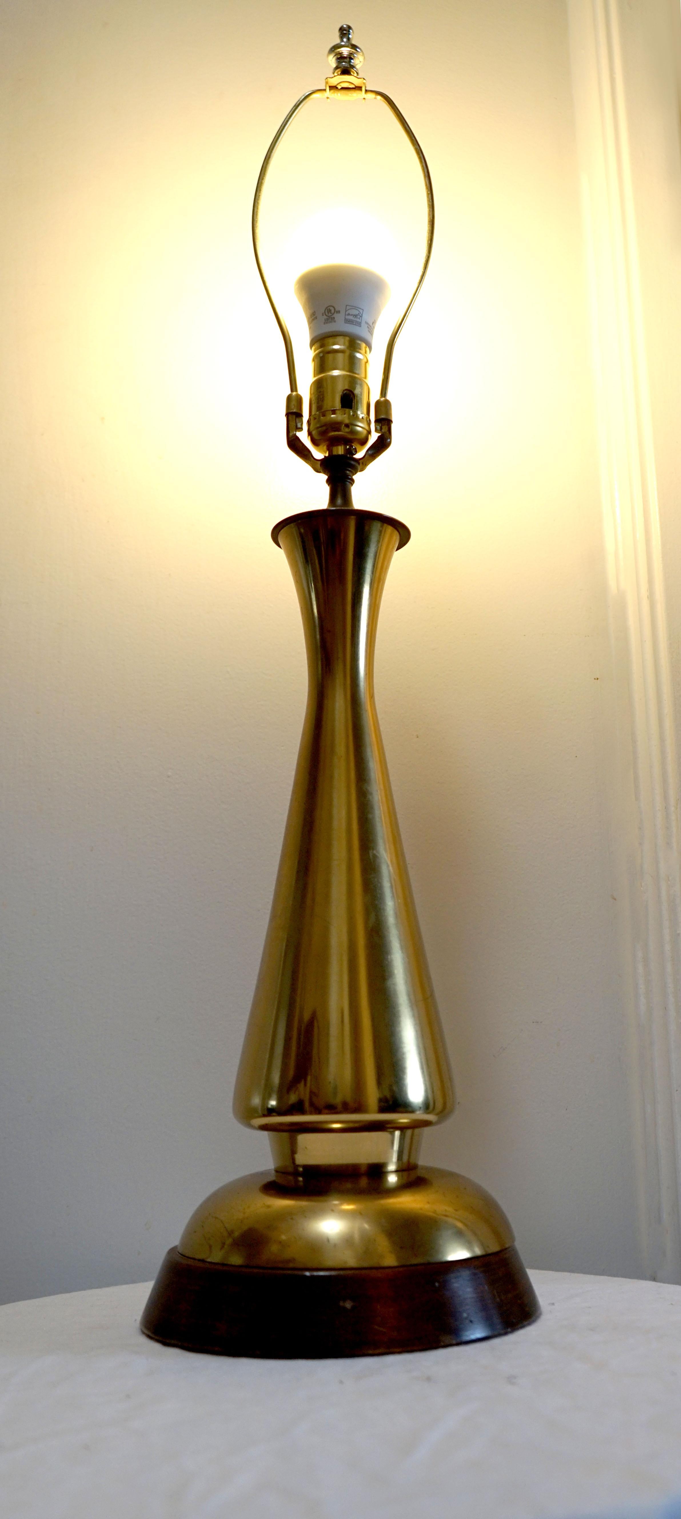 Cast 1950s Mid Century Danish Style Brass Sculptural Brass Lamp Wirh Walnut Base For Sale