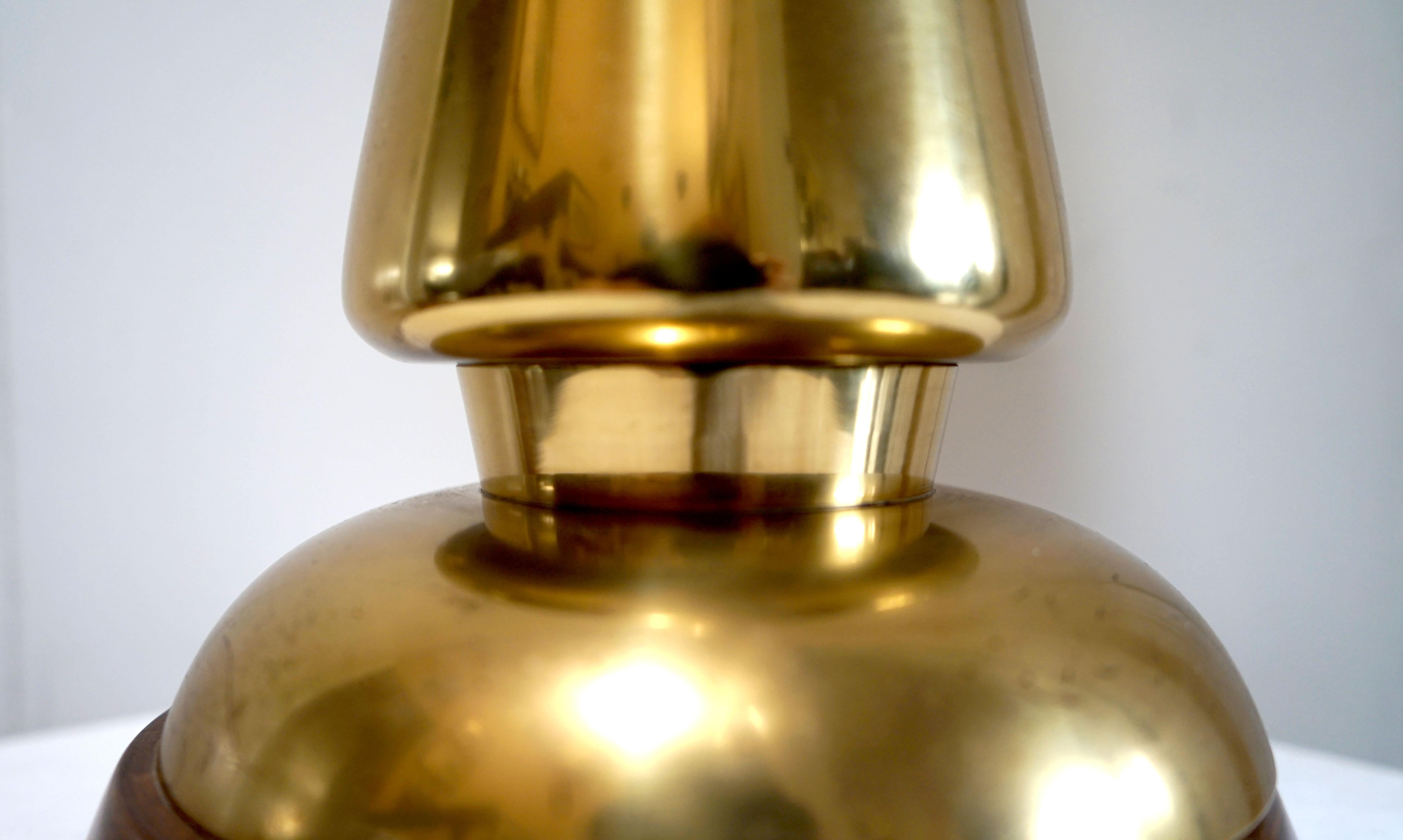 1950s Mid Century Danish Style Brass Sculptural Brass Lamp Wirh Walnut Base For Sale 2