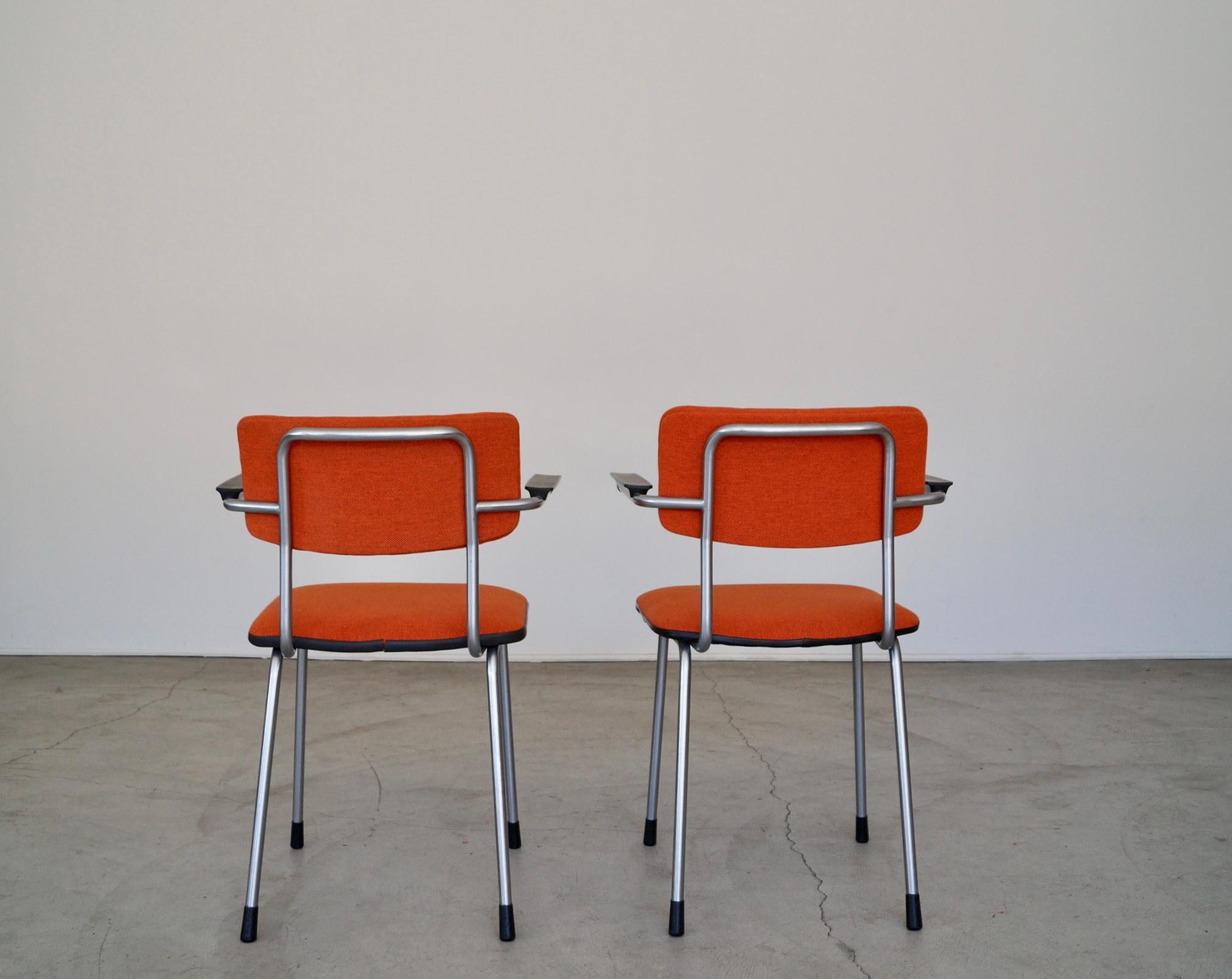Milieu du XXe siècle Paire de fauteuils Modernity hollandais du milieu du siècle dernier des années 1950 en vente