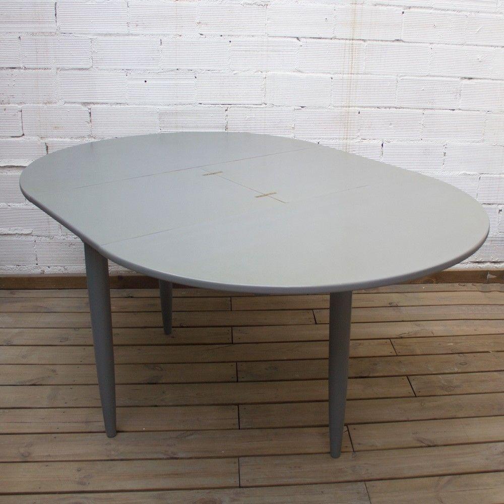1950s Midcentury Grey Extendable Dining Table In Excellent Condition For Sale In Barcelona, Barcelona