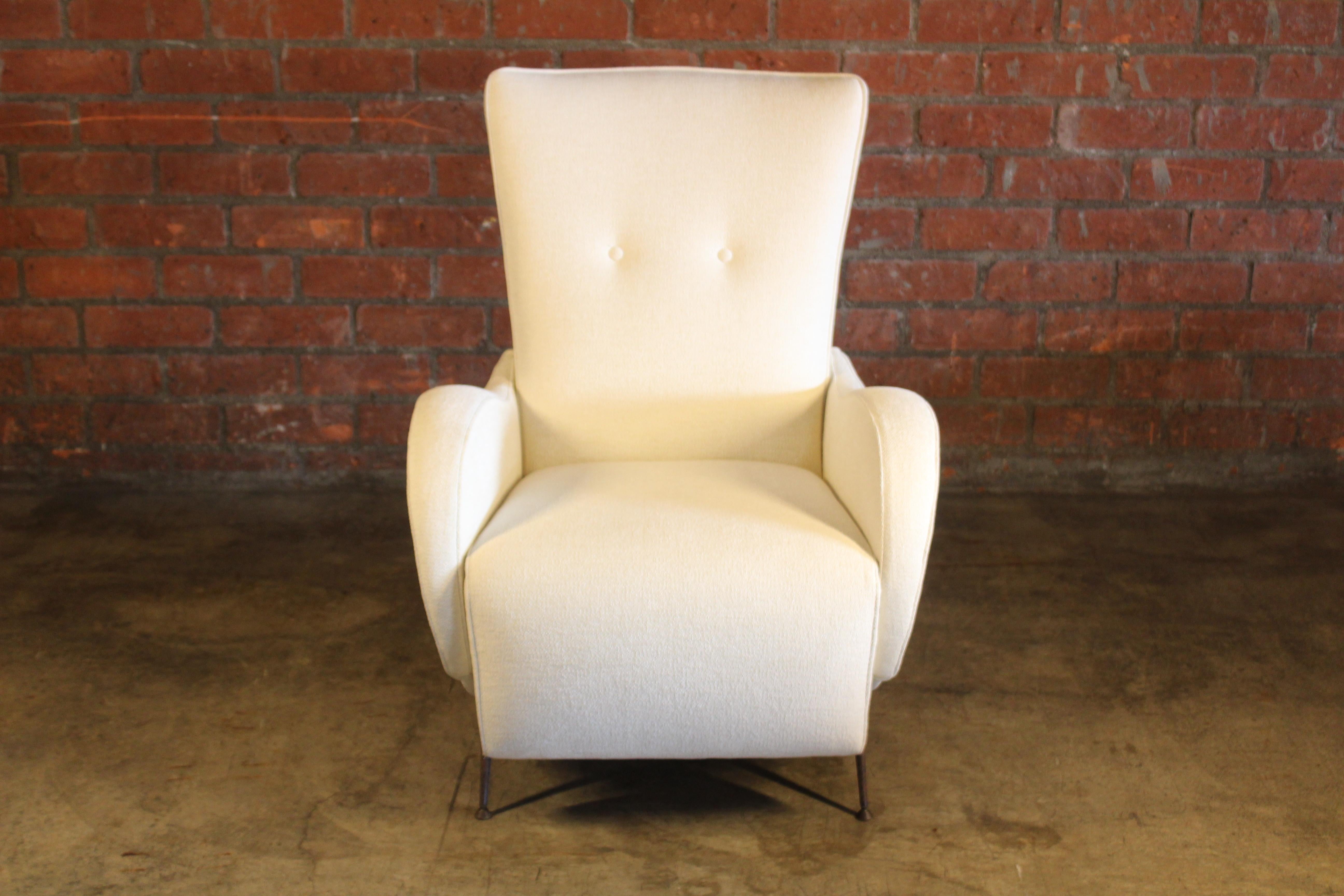 1950s Mid Century Italian Lounge Chair For Sale 1