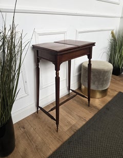 1950s Mid-Century Italian Walnut Coffee Side Table