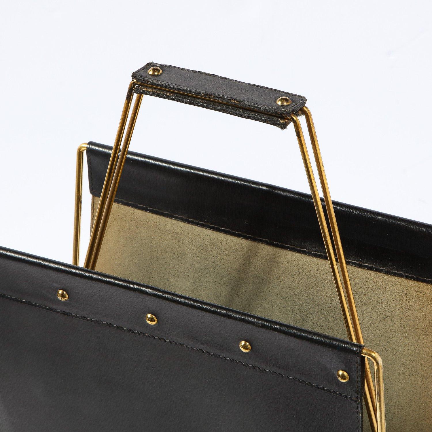 1950s Mid- Century Leather and Brass Adnet Style Magazine Stand Bon état - En vente à New York, NY