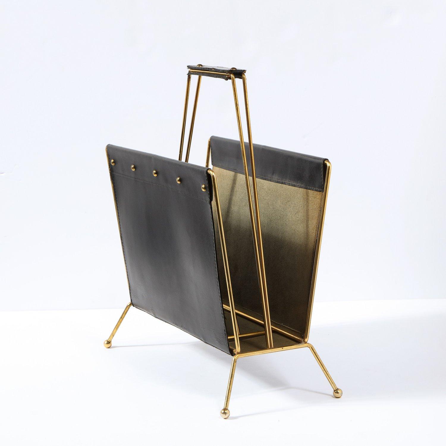 Milieu du XXe siècle 1950s Mid- Century Leather and Brass Adnet Style Magazine Stand en vente