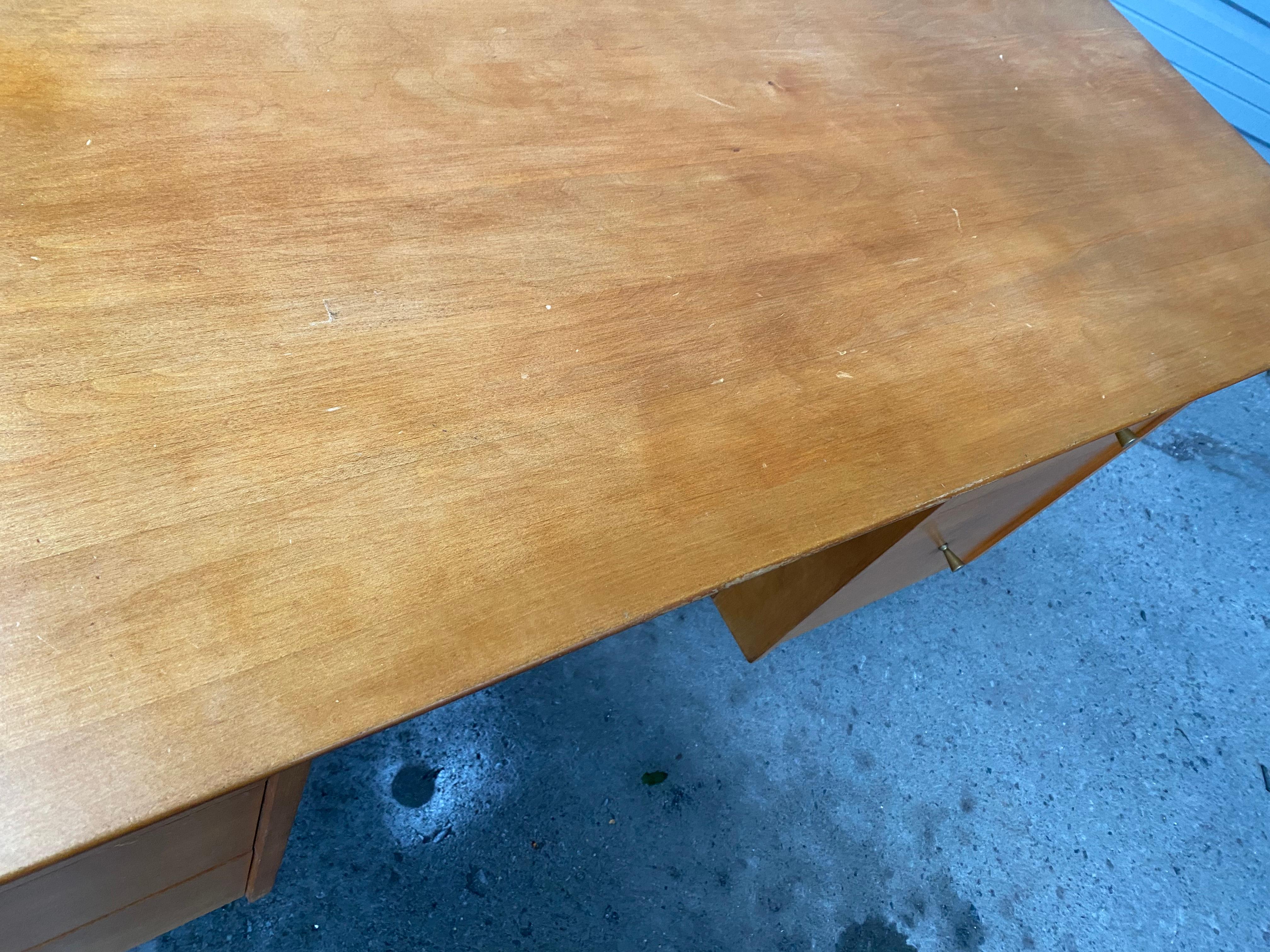 1950s Mid Century Maple Double Pedestal Desk by Paul McCobb/Planner Group 1