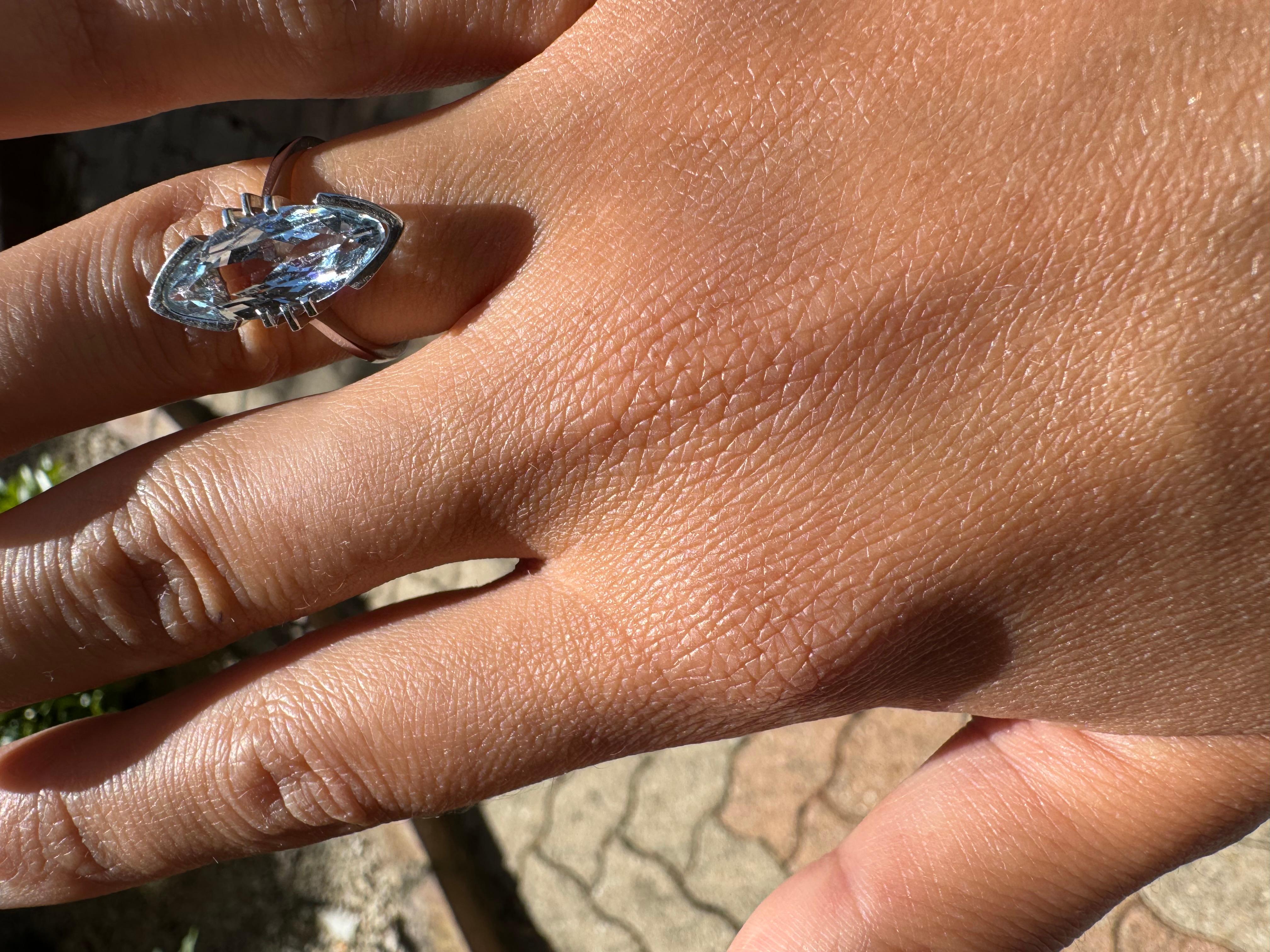 1950er Jahre Mid-Century Marquise Aquamarin Solitär Ring in 18K Weißgold im Angebot 5