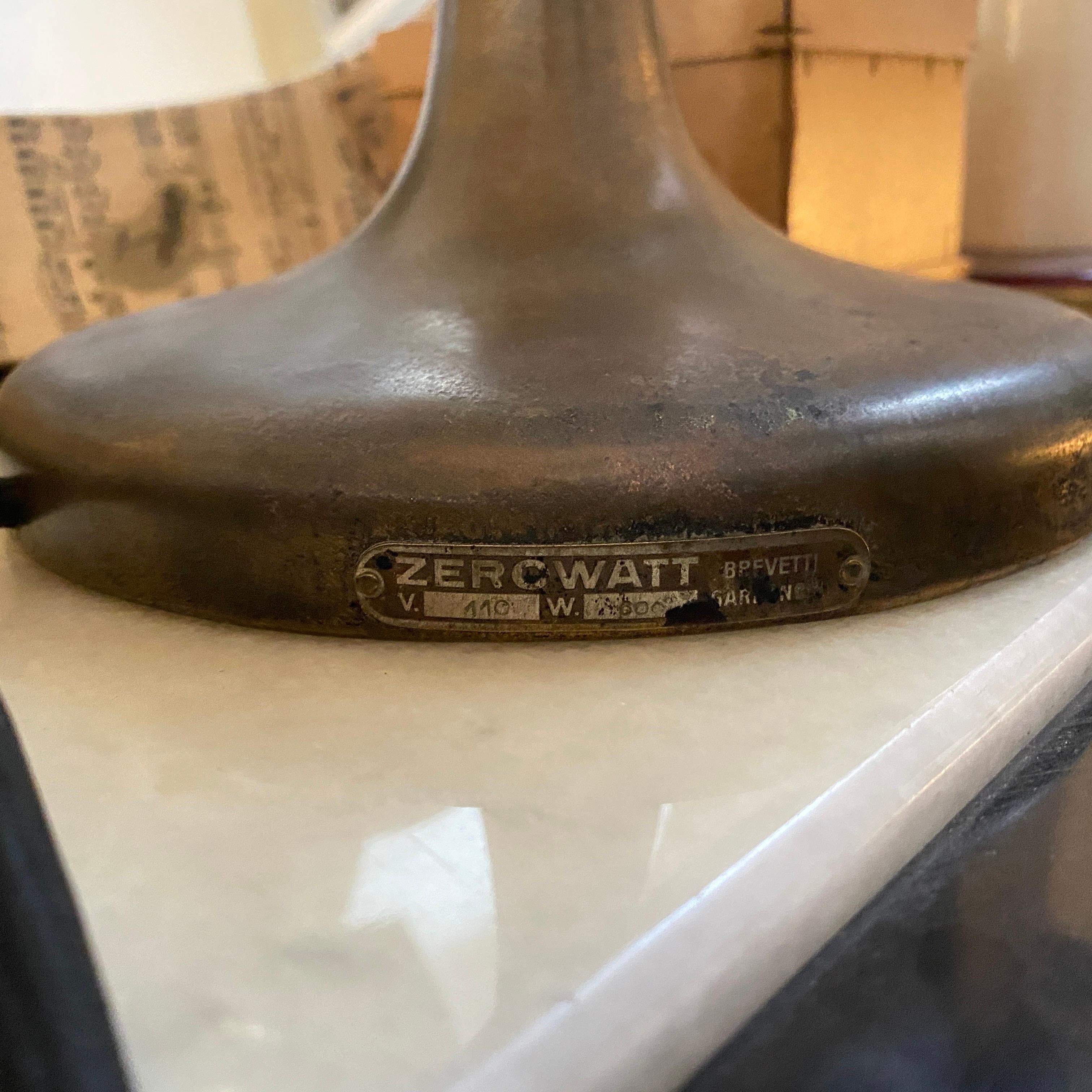 1950s Mid-Century Modern Adjustable Brass Italian Table Lamp by Zerowatt For Sale 6