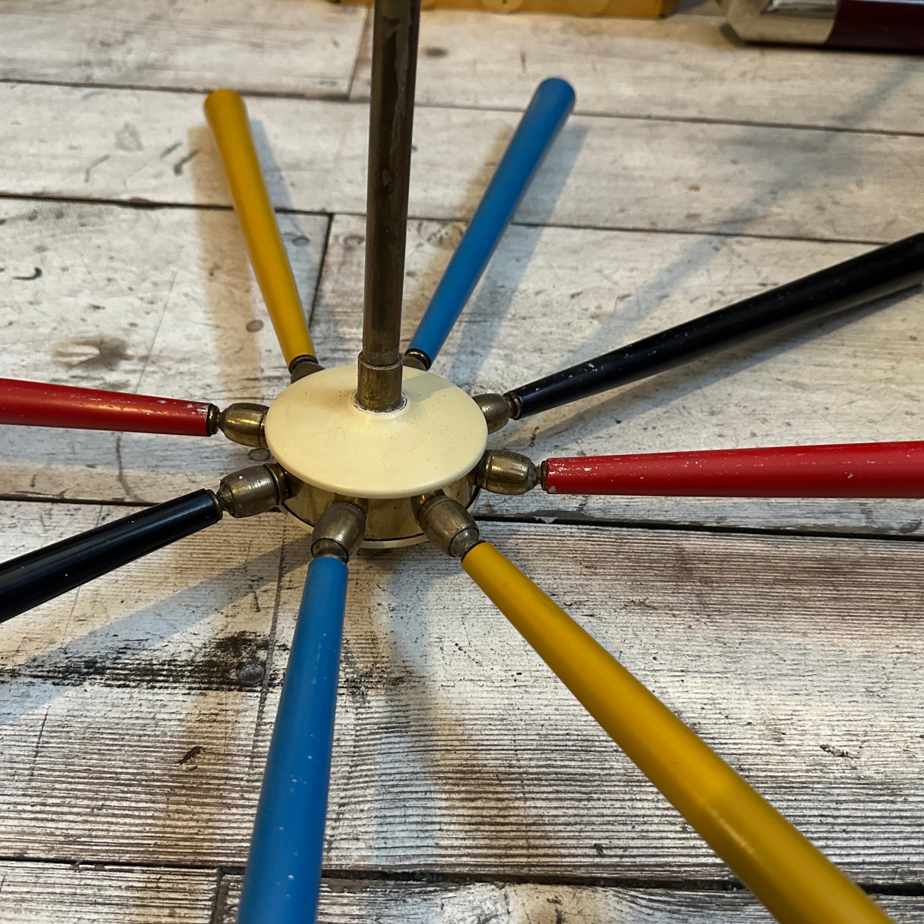 1950er Mid-Century Modern Arredoluce Messing Sputnik Kronleuchter im Angebot 4