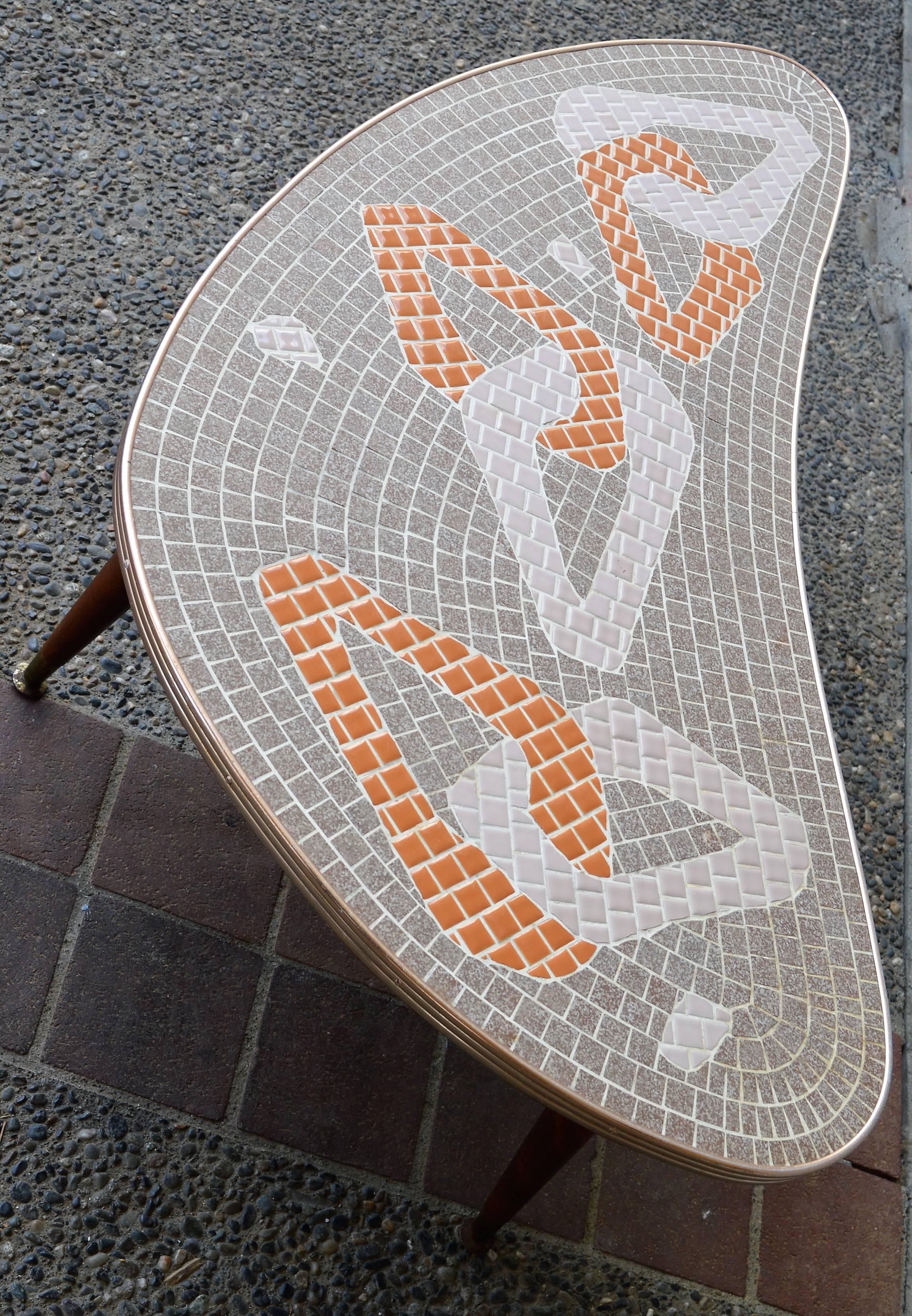 1950s Mid-Century Modern Atomic Era Tile Mosaic Boomerang Coffee Table In Excellent Condition In New Westminster, British Columbia