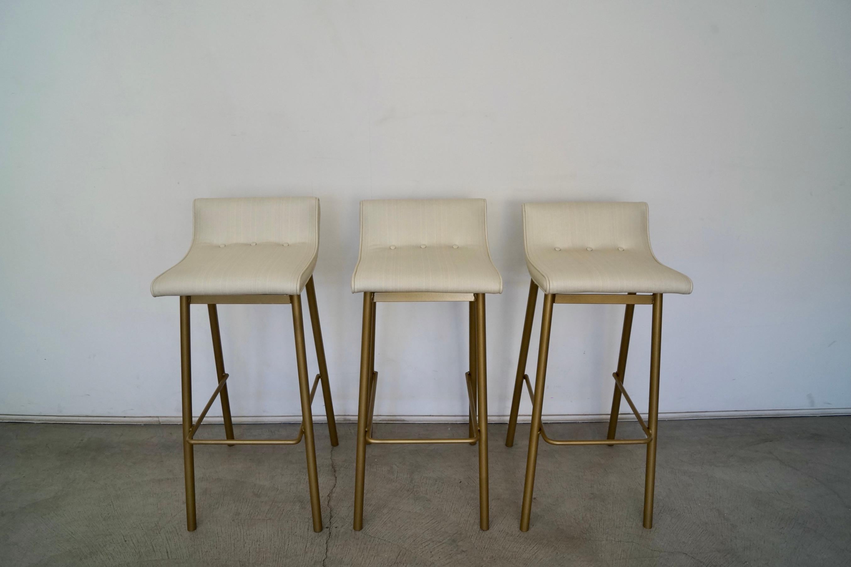 1950's Mid-Century Modern Bar Stools by Vista of California - Set of Three In Excellent Condition For Sale In Burbank, CA
