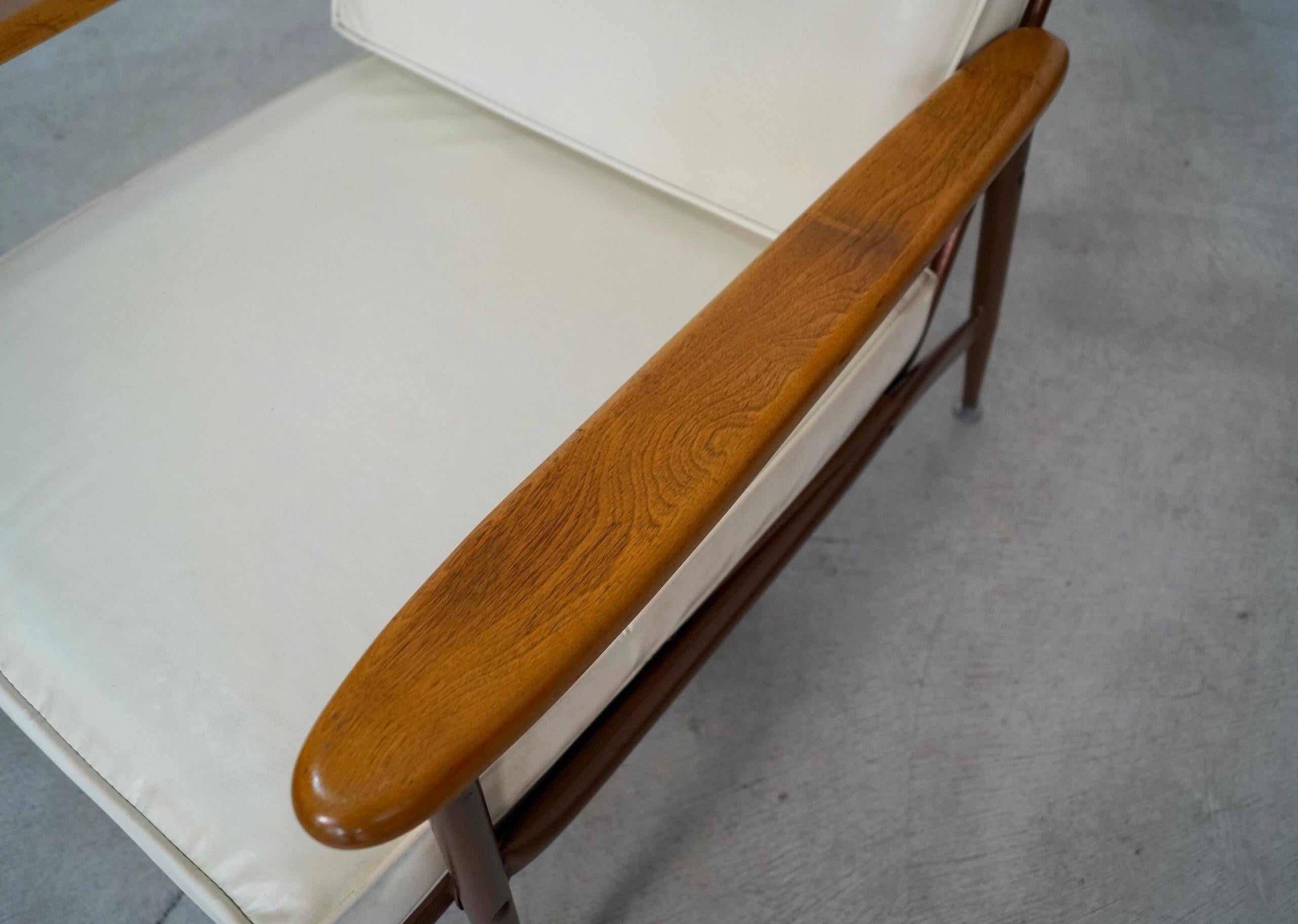 1950's Mid-Century Modern Baumritter Lounge Chair For Sale 7