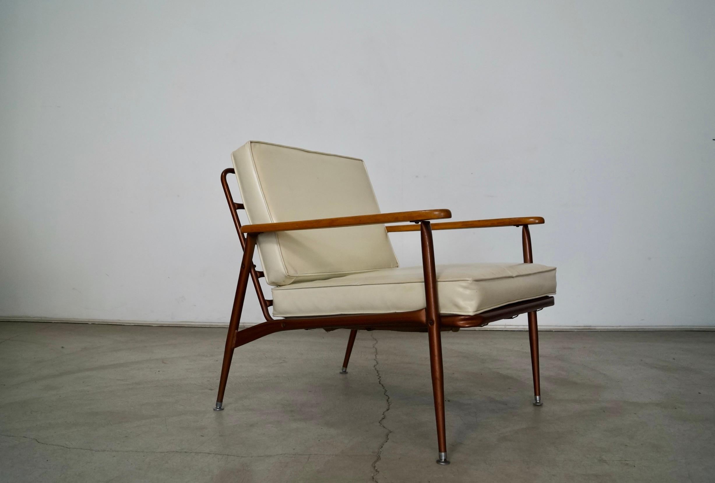 Mid-20th Century 1950's Mid-Century Modern Baumritter Lounge Chair For Sale