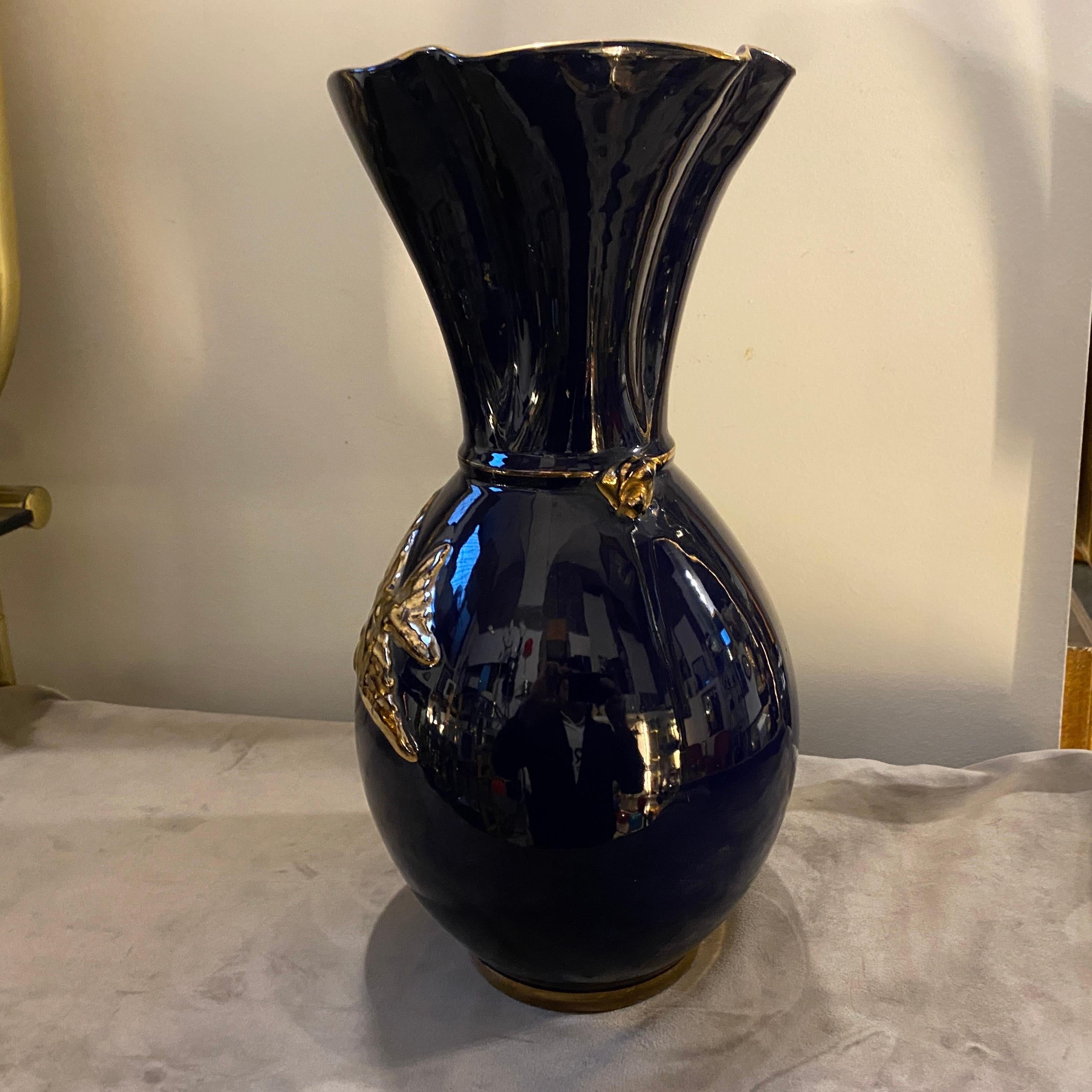 1950s Mid-Century Modern Blue and Gold Ceramic Italian Vase by Icap In Good Condition For Sale In Aci Castello, IT