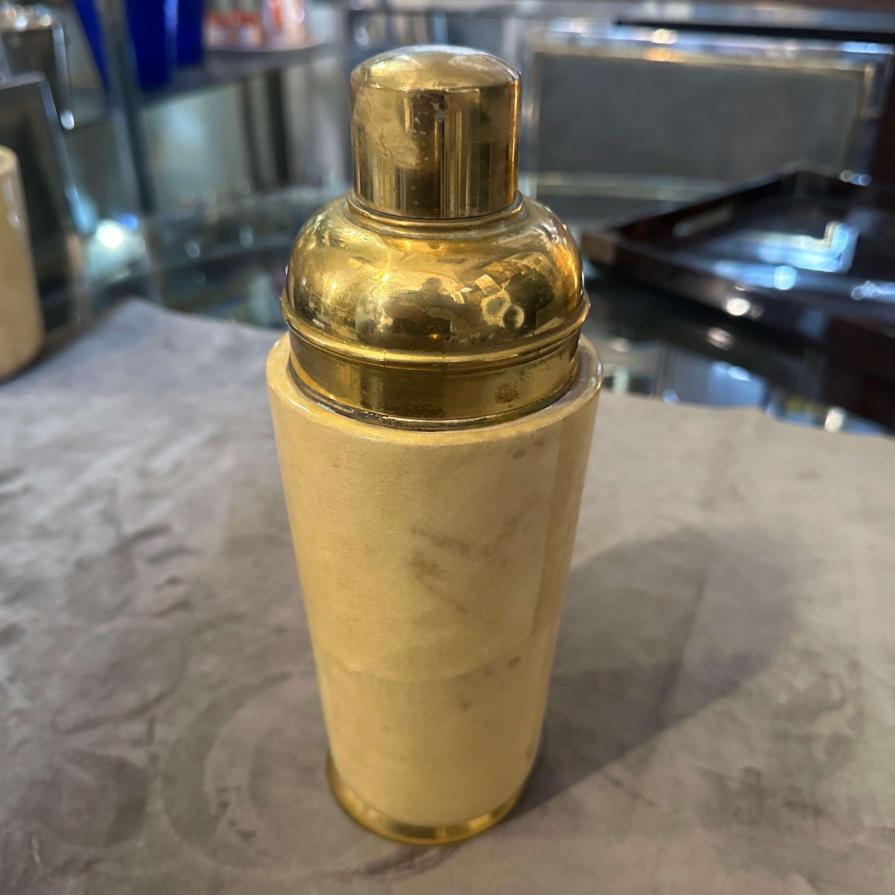 Hand-Crafted 1950s Mid-Century Modern Brass and Amber Goatskin Cocktail Shaker by Aldo Tura For Sale