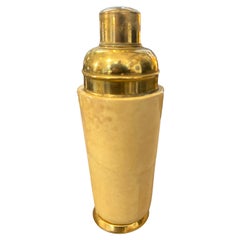 Shakers da cocktail in ottone e pelle di capra color ambra della metà del secolo scorso di Aldo Tura