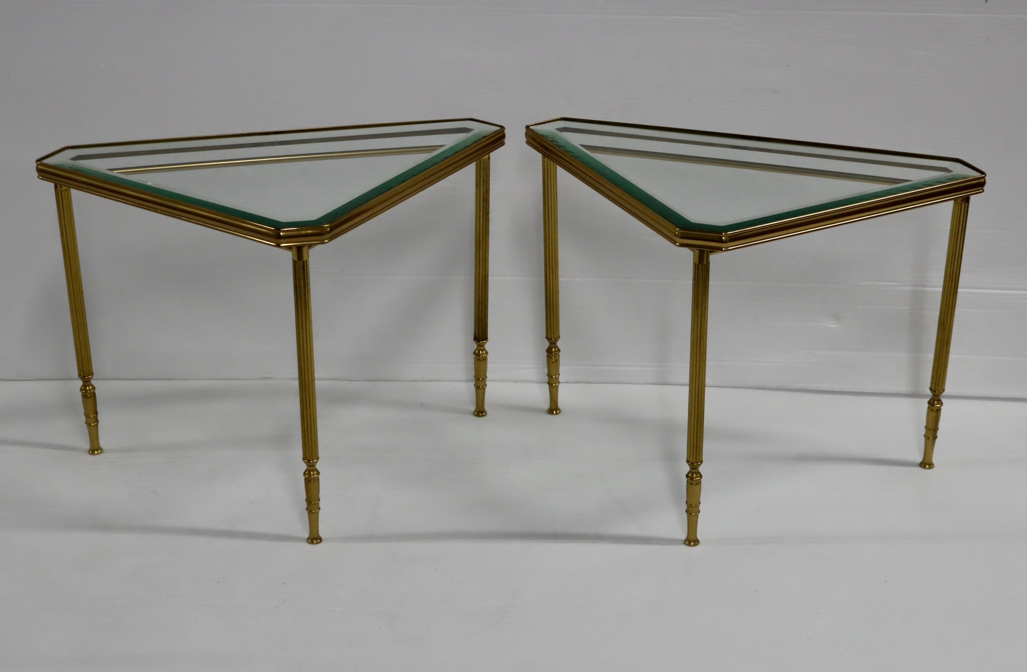 1950's Mid-Century Modern Brass Italian Triangular Side Tables / Coffee Table 10