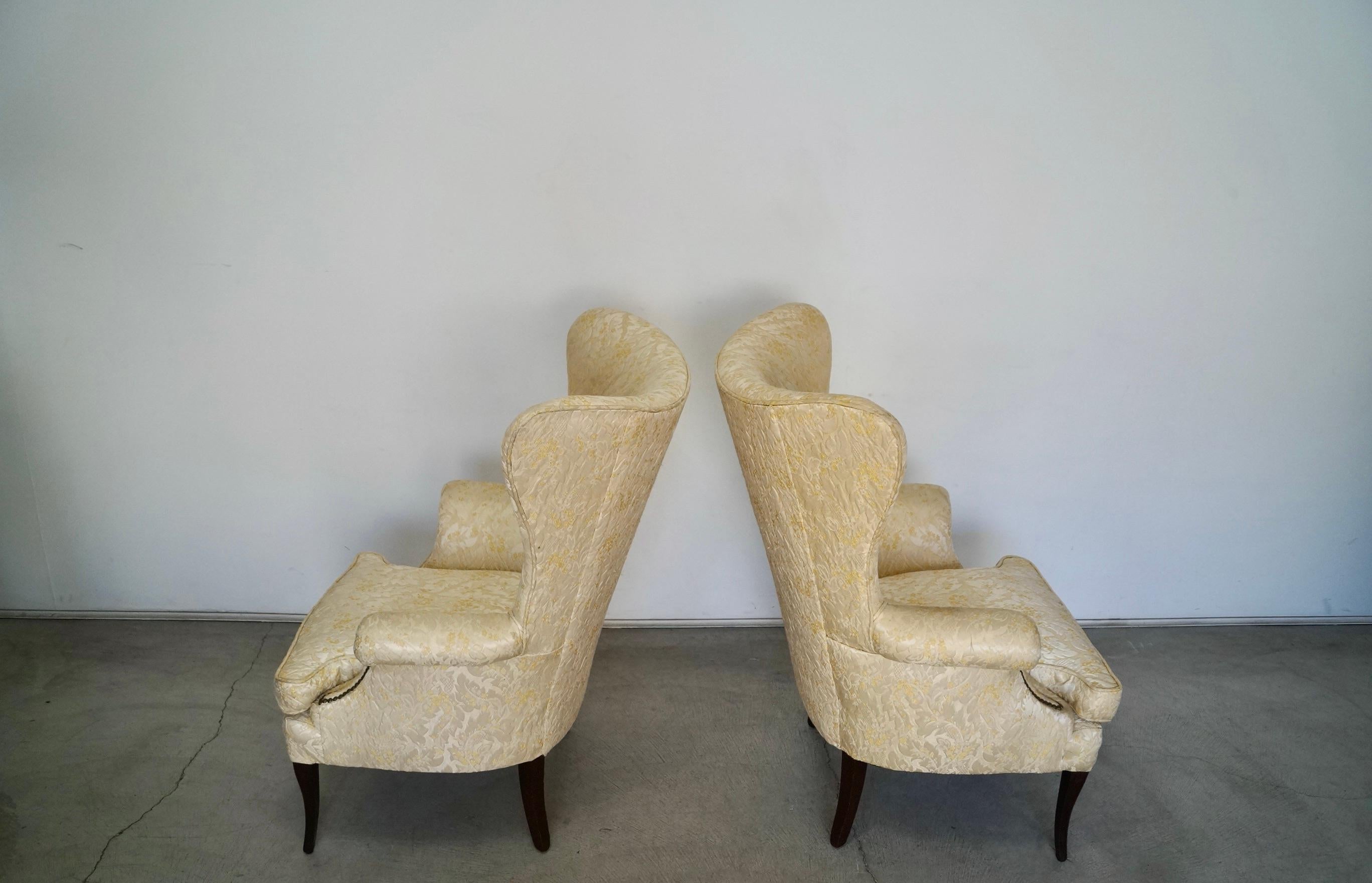 1950s Mid-Century Modern Butterfly Wingback Chairs, a Pair 1