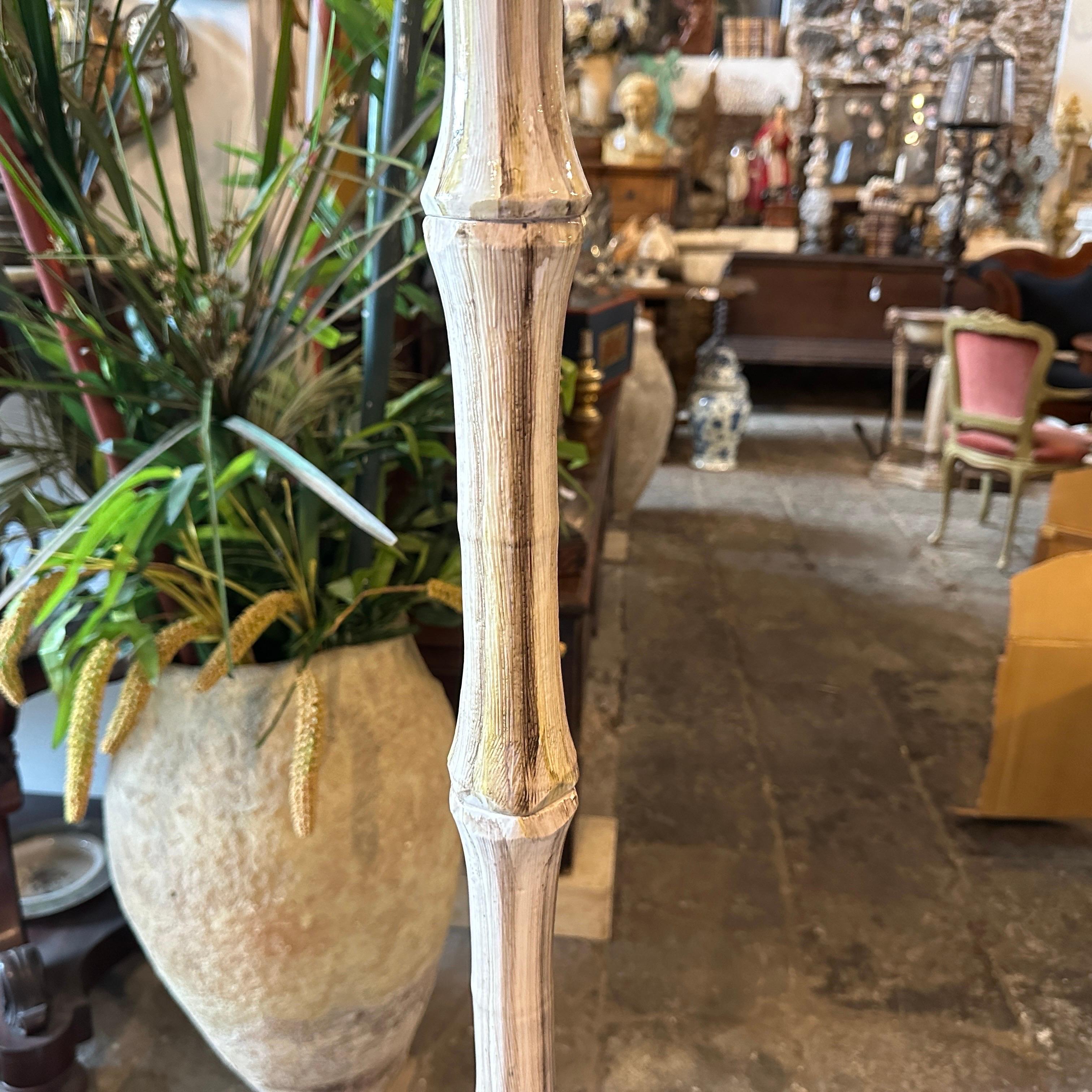 1950s Mid-Century Modern Keramik und Messing Italienische Stehlampe im Angebot 4