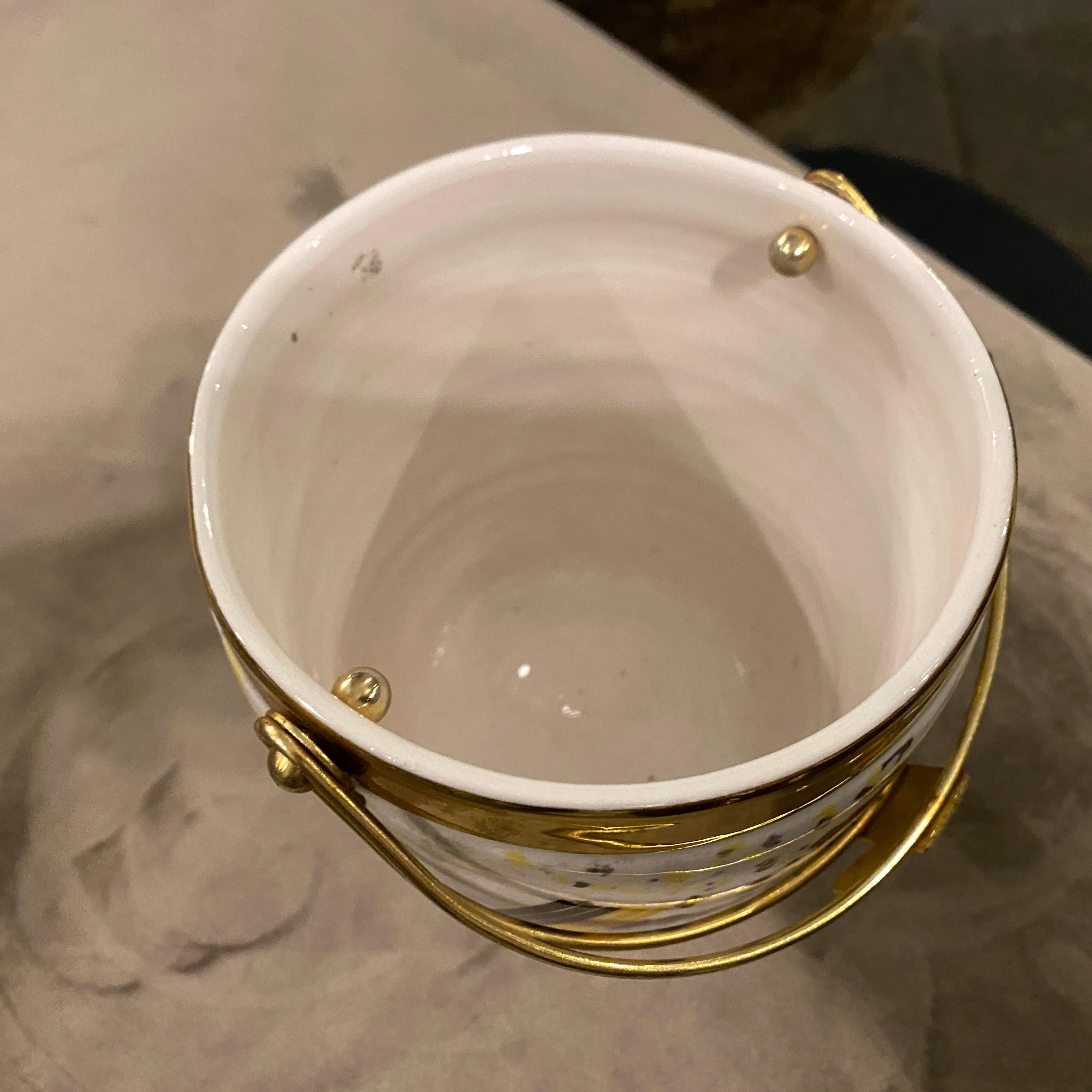 1950s Mid-Century Modern Ceramic and Brass Italian Ice Bucket by Robert Piguet In Good Condition In Aci Castello, IT