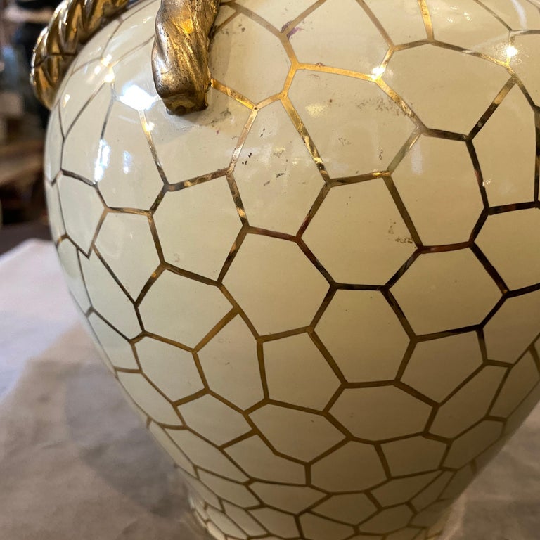 An elegant vase made in Italy in the 1950s by Rometti Ceramiche Umbertide, it's signed on the bottom. Vase is in good conditions.