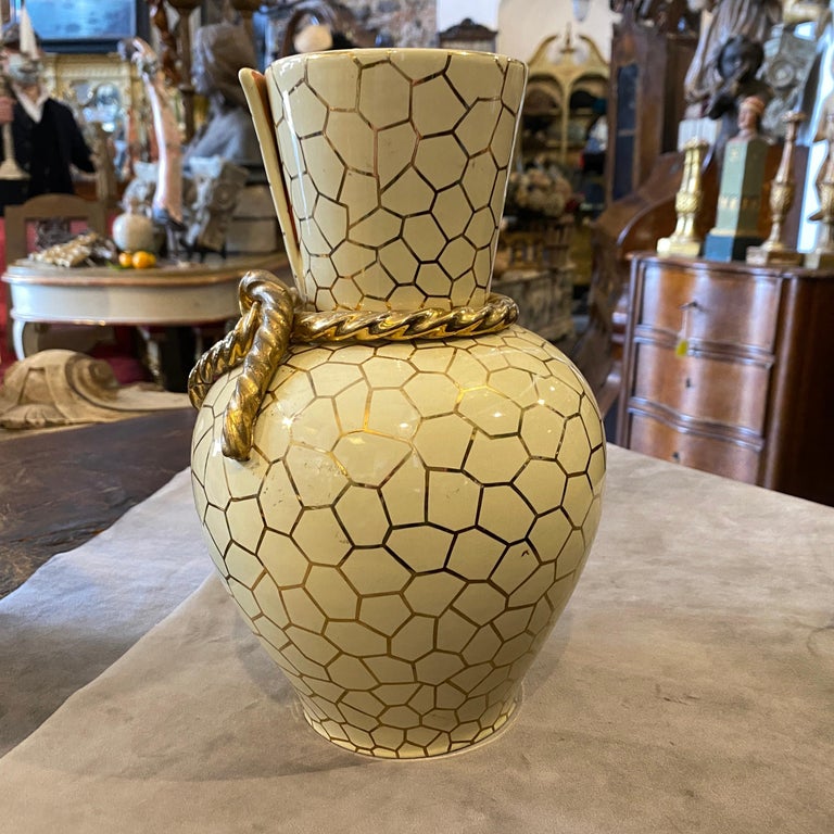 1950s Mid-Century Modern Ceramic Italian Vase by Rometti In Good Condition For Sale In Aci Castello, IT