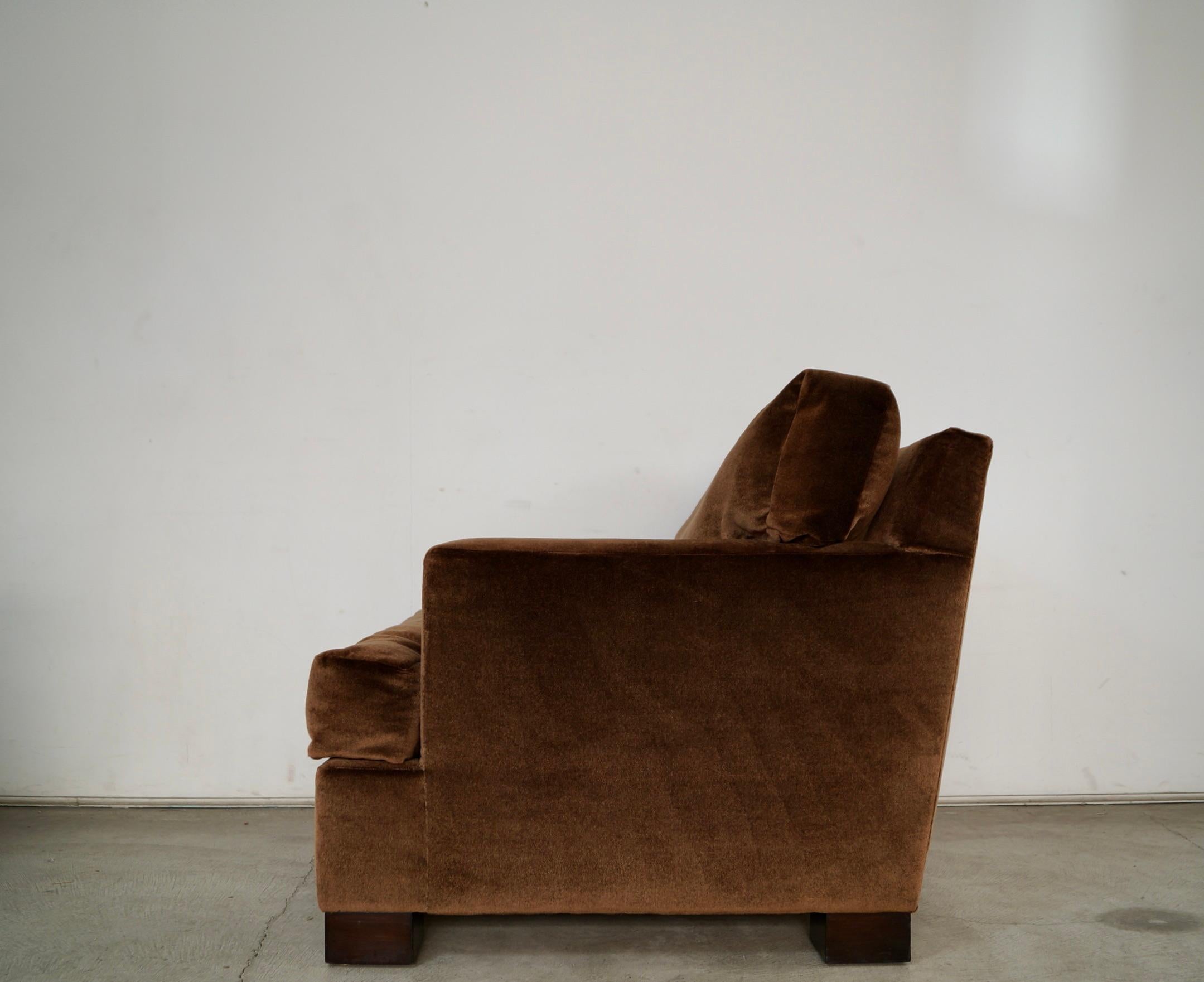 Moderner Loungesessel mit Daunenfüllung aus Mohair aus der Jahrhundertmitte 1950 (Mohairwolle) im Angebot