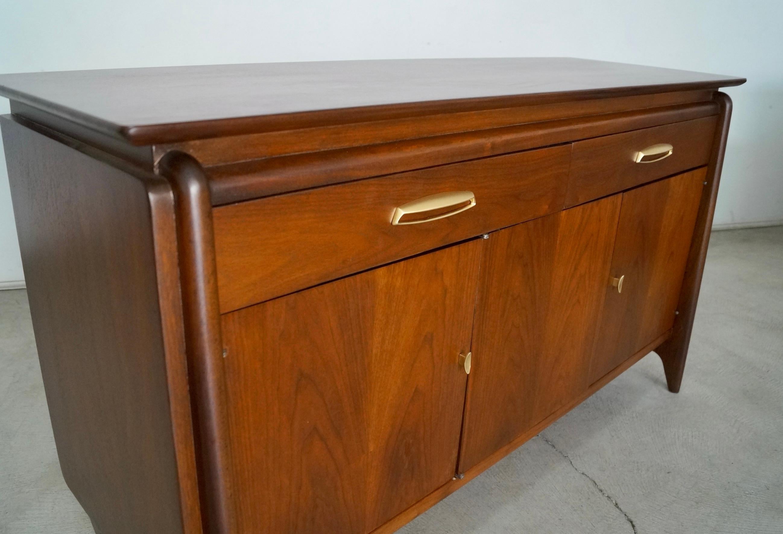 1950's Mid-Century Modern Drexel Projection Sideboard Credenza  5