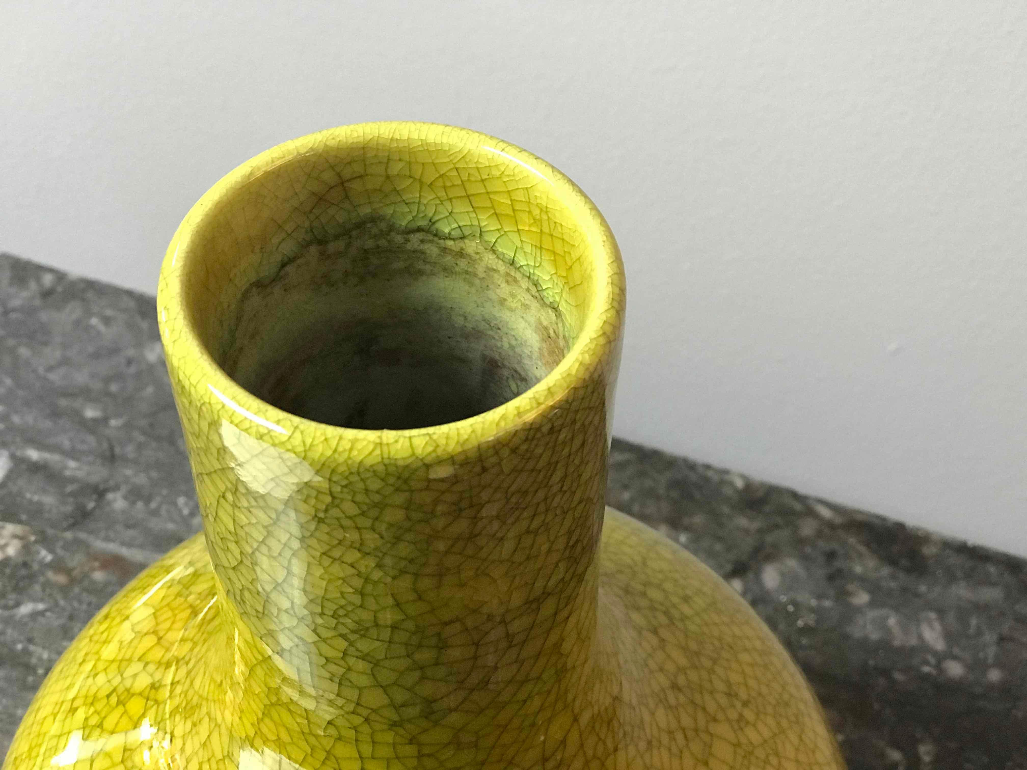 1950s Mid-Century Modern English Crackled and Glazed Vase 1