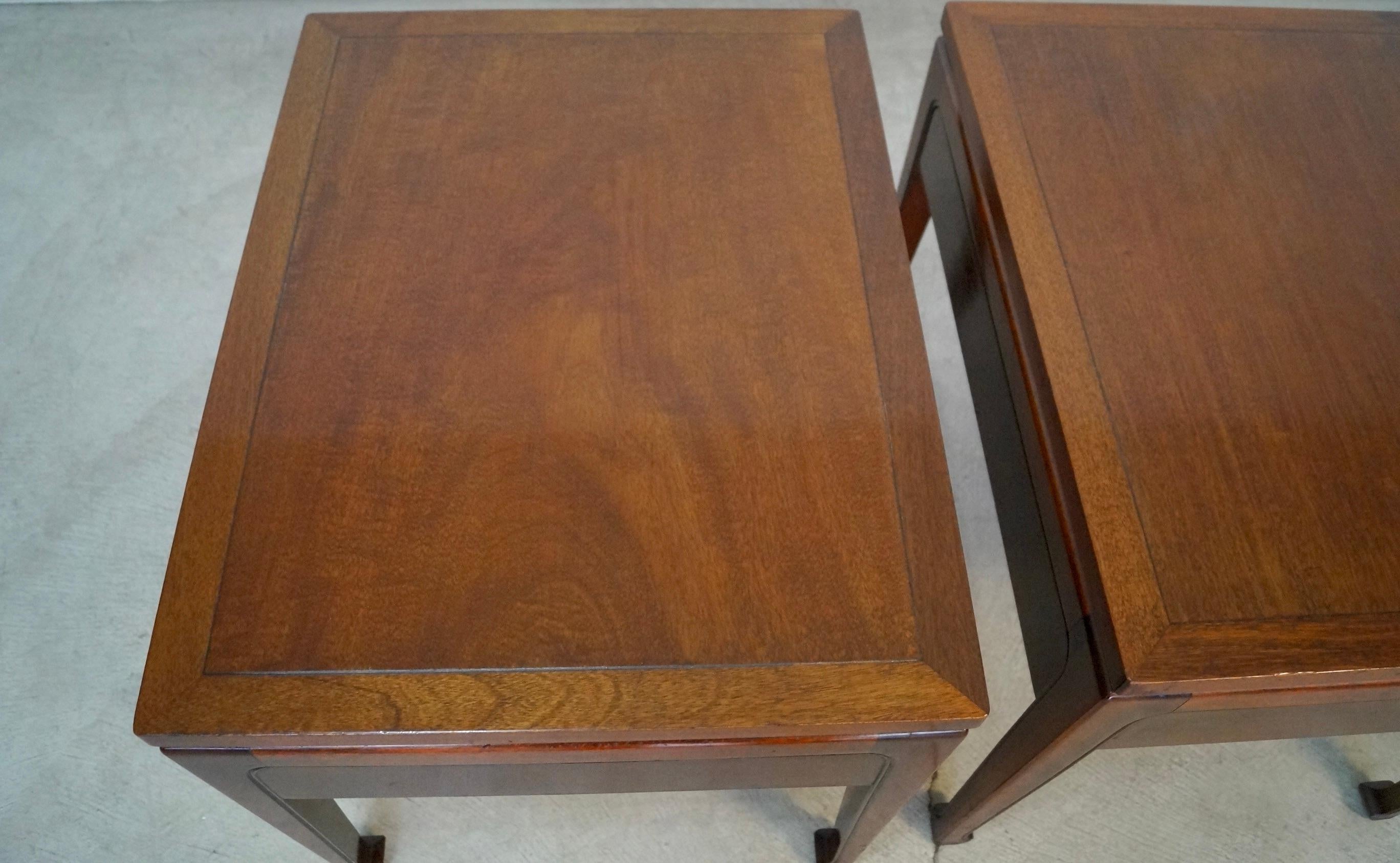 1950's Mid-Century Modern Fine Arts Furniture Nightstands / Side Tables - A Pair 6
