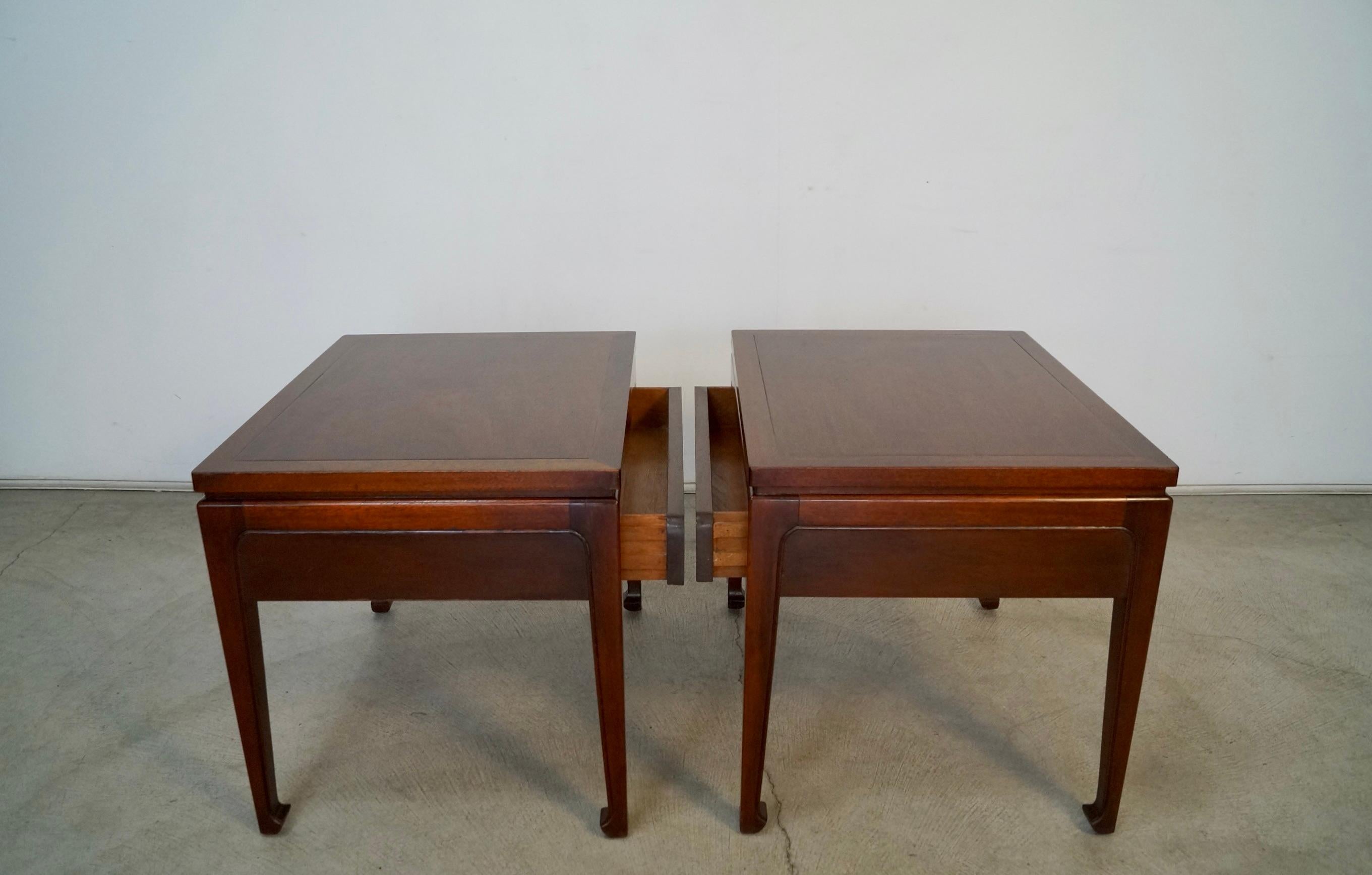 1950's Mid-Century Modern Fine Arts Furniture Nightstands / Side Tables - A Pair 3