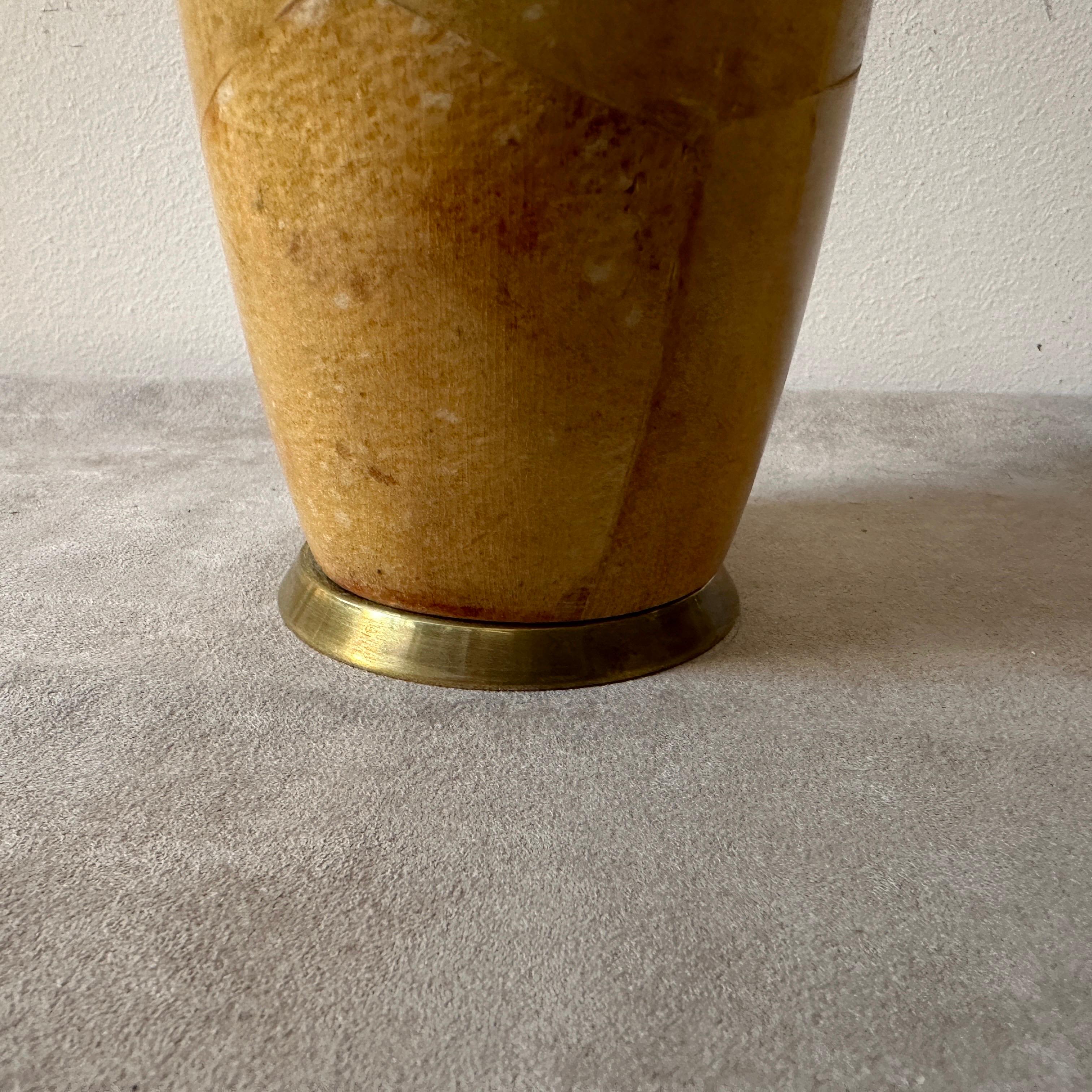 1950s Mid-Century Modern Goatskin and Brass Shaker by Aldo Tura In Good Condition For Sale In Aci Castello, IT