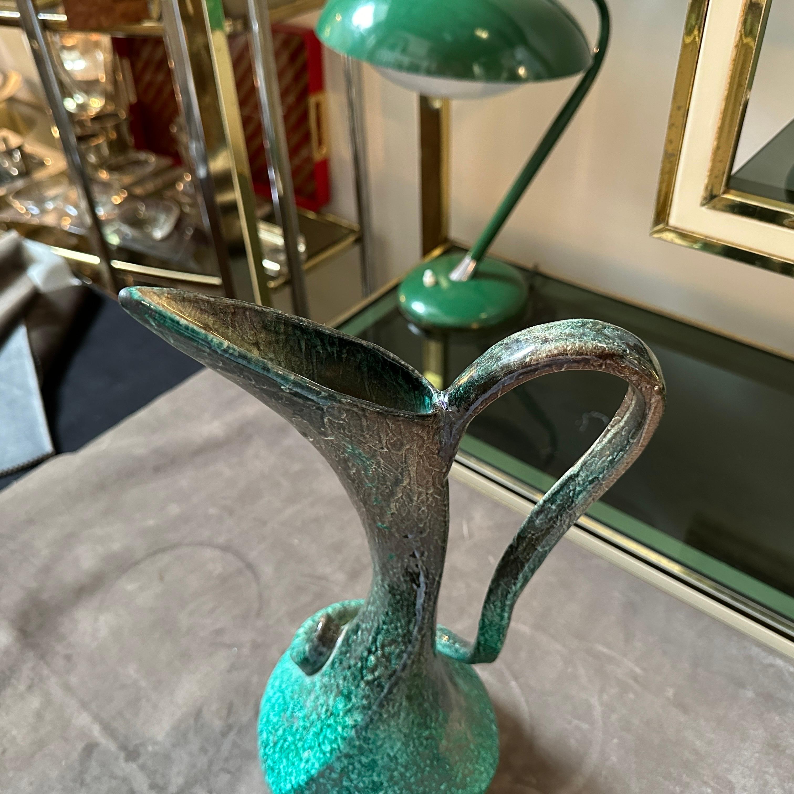 Vaso a brocca in ceramica verde, pezzo unico, italiano, del 1950. in vendita 4