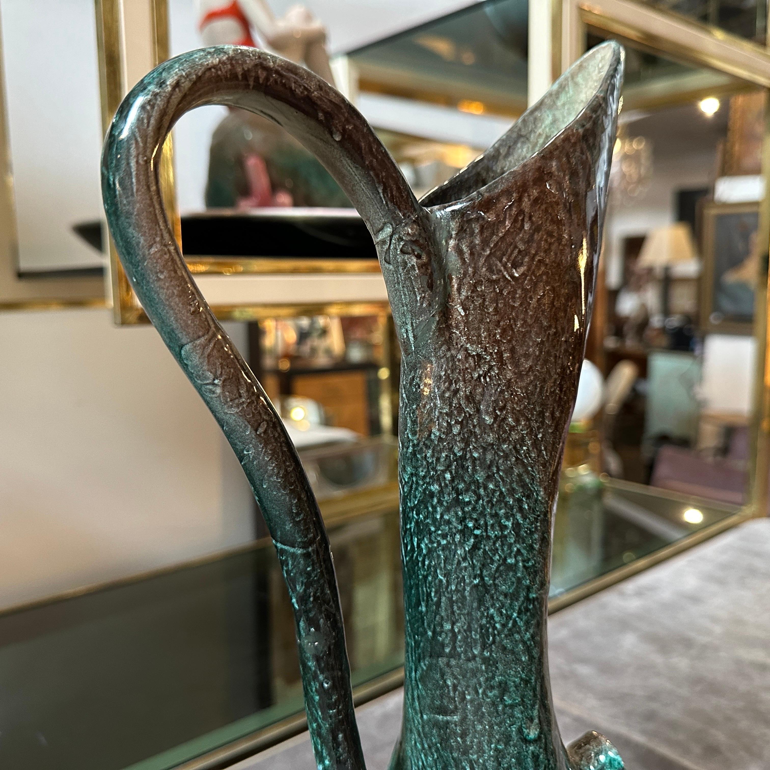 Vaso a brocca in ceramica verde, pezzo unico, italiano, del 1950. In condizioni buone in vendita a Aci Castello, IT