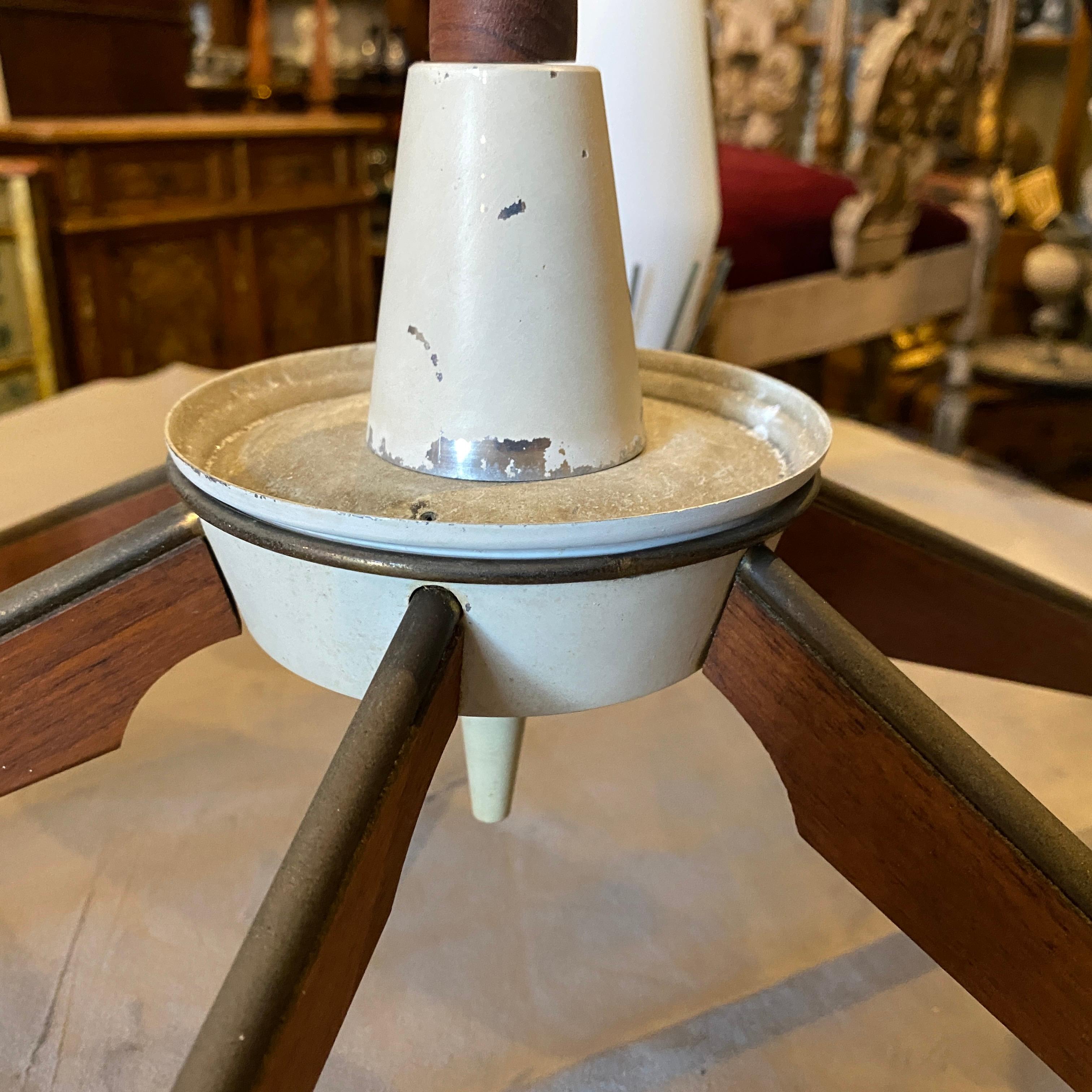 Lustre italien moderne mi-siècle des années 1950 dans le style d'Arredoluce en vente 1