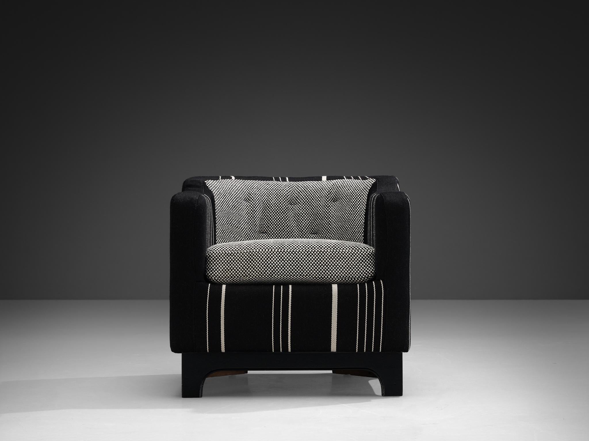 Mid-20th Century 1950s Mid-Century Modern Italian Club Chair in Black White Fabric For Sale